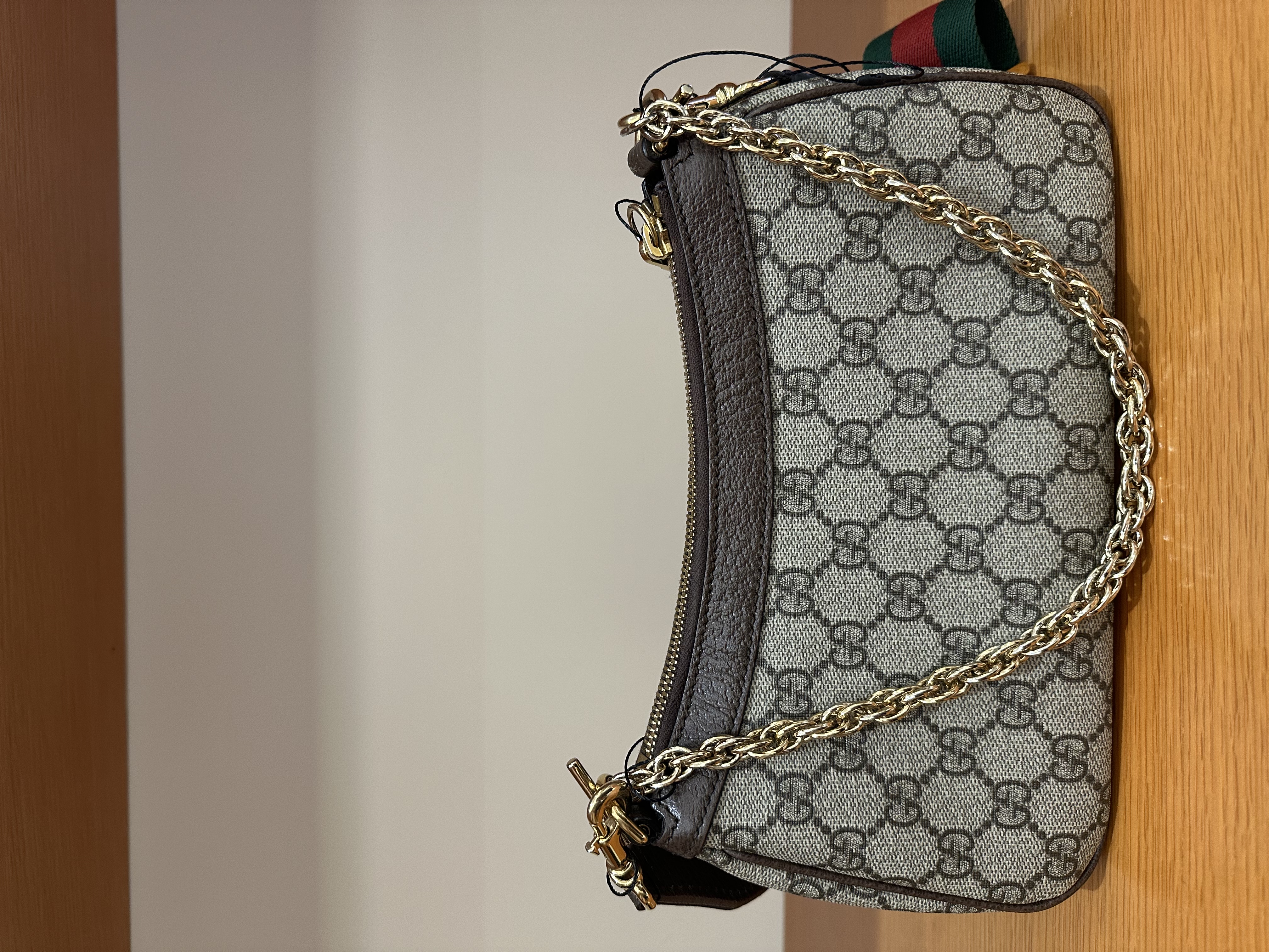 直播貨品 |  [1個-$100 2個-$300］HH32