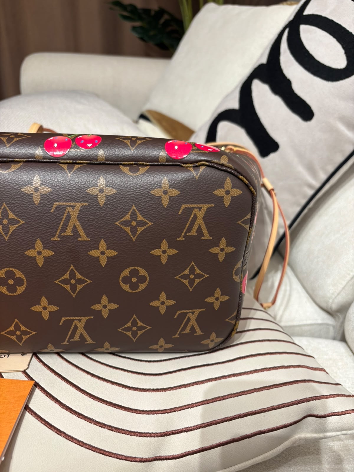 未使用品 Lv neverfull mm x TM M13263 cherry  Takashi Murakami Brown Monogram Cherises Neverfull MM 2025 100%Authentic, Unused未使用品 ✅收據✅Pouch✅Dust bag 