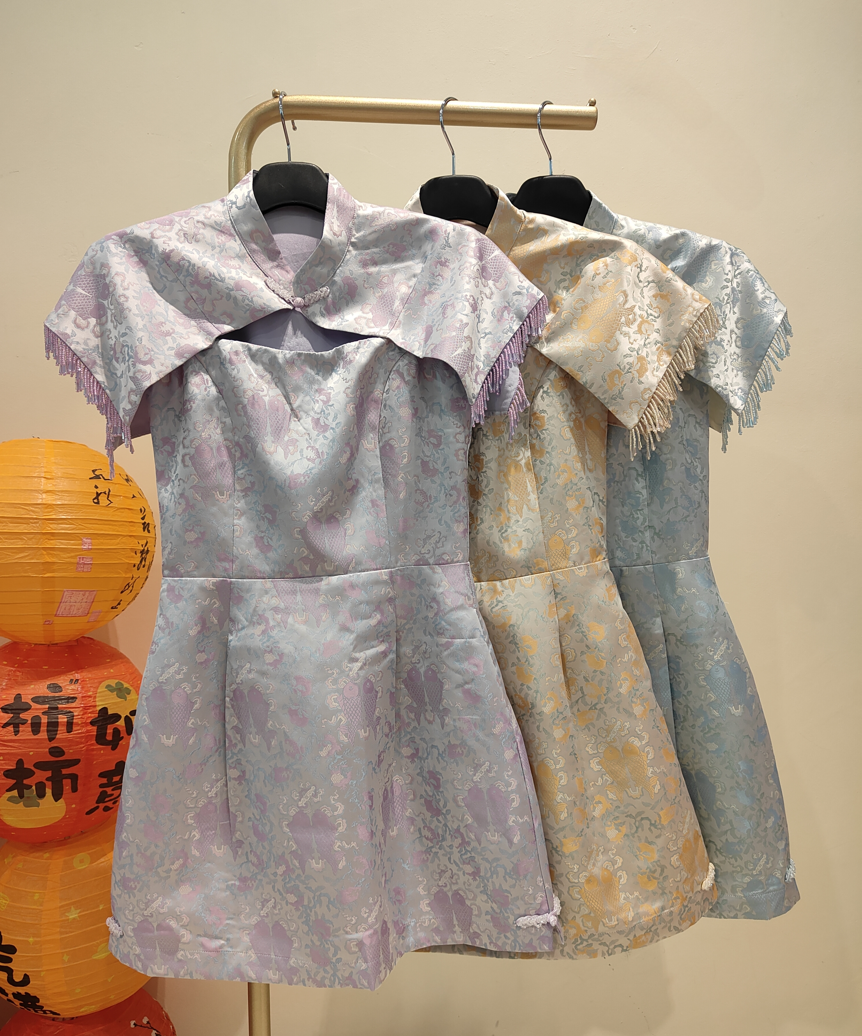 独家精致串珠披肩式旗袍 2132