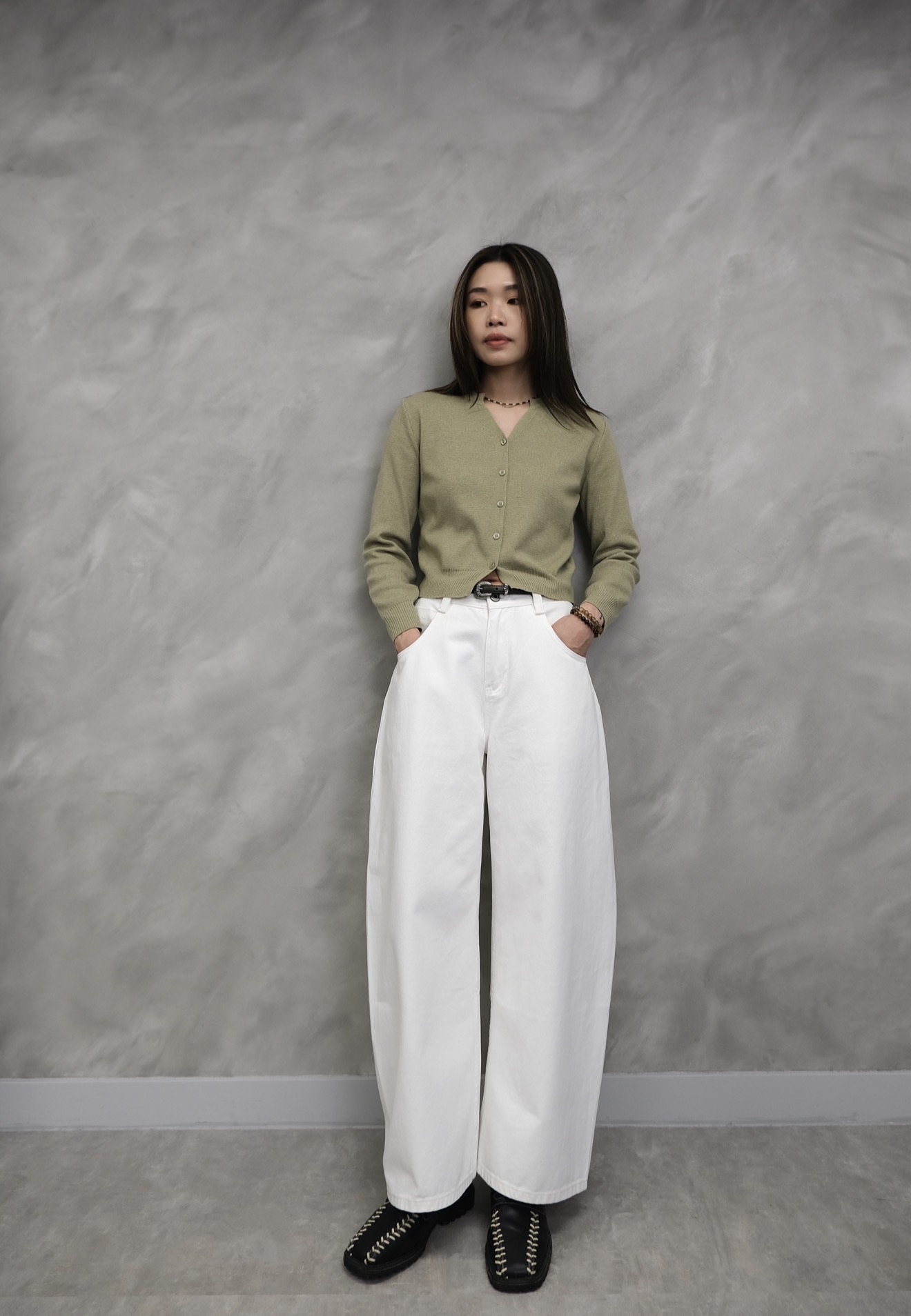 V-neck knit top #top115