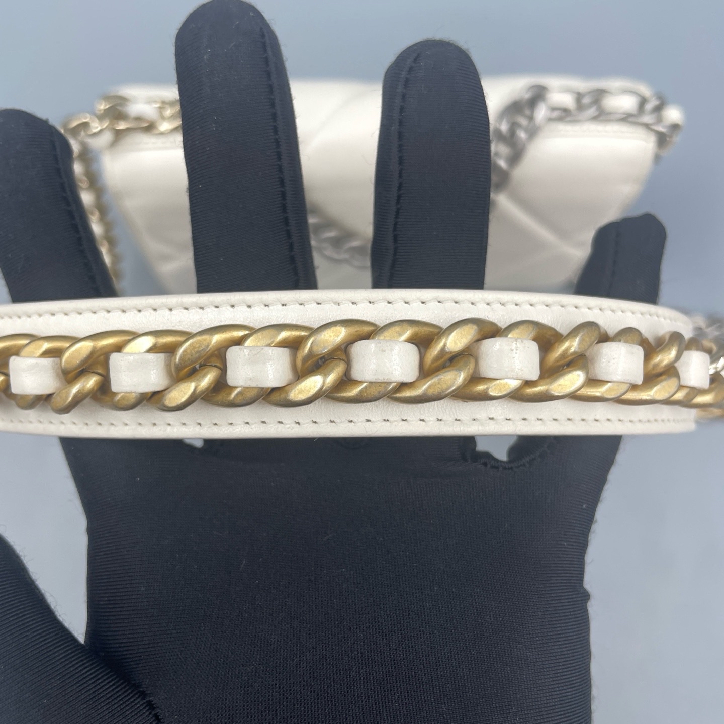 【預訂貨品】Chanel 白色19Woc