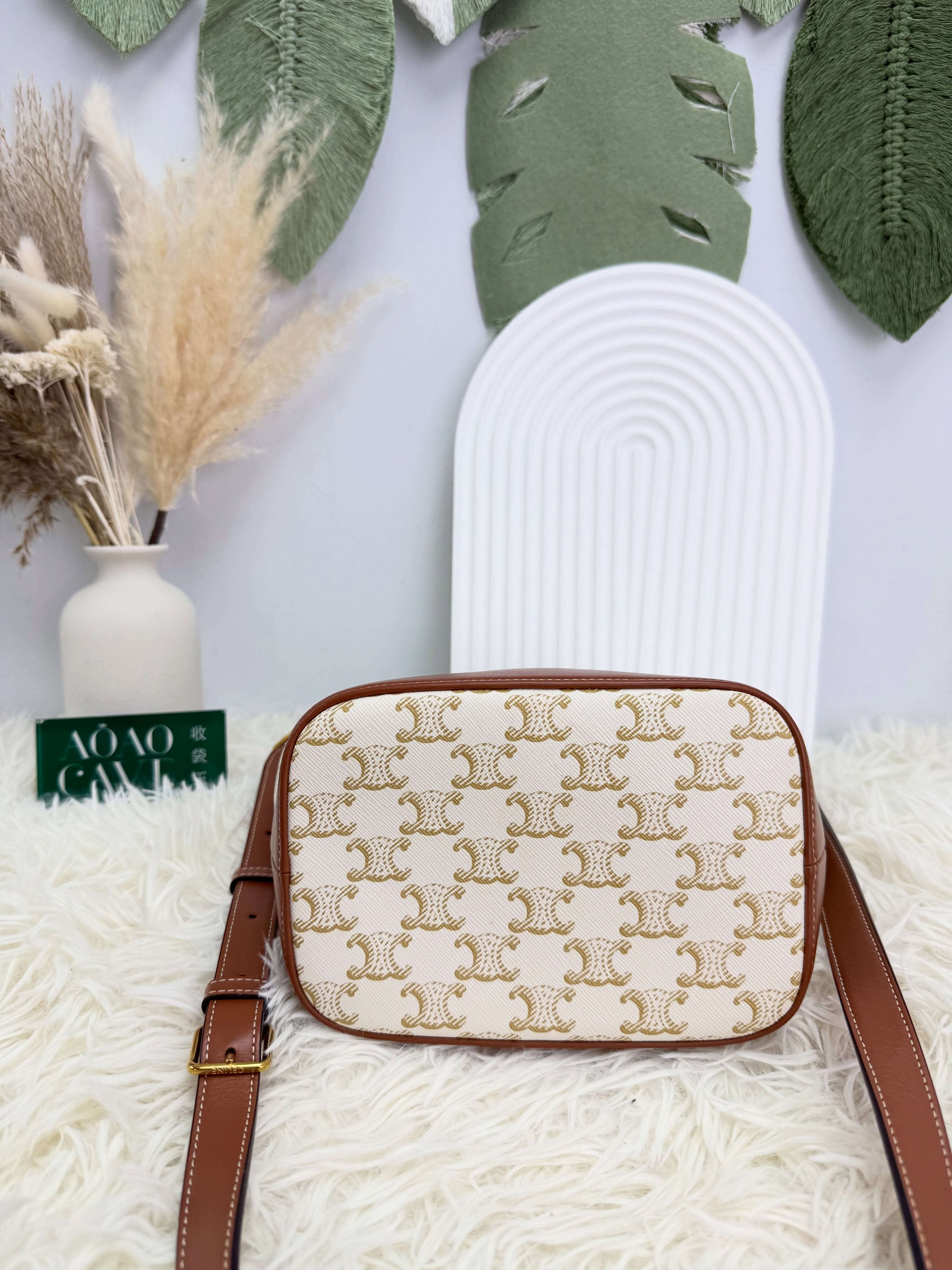 Celine 👜 PRE OWNED 🛍️ 棕色老花 水桶包 small🤎 有塵袋 有單 