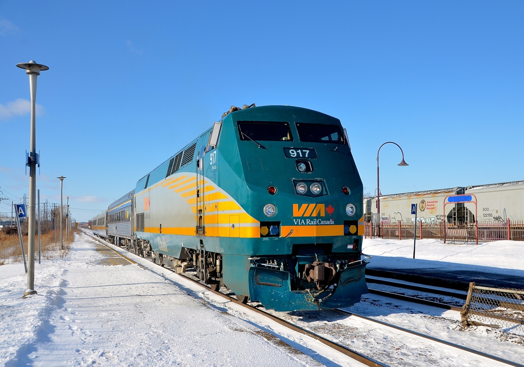 Kato P42 VIA #917 DCC Sound N 1:160