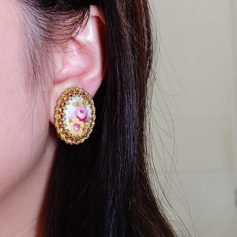 Floral Clip Earrings (C035)