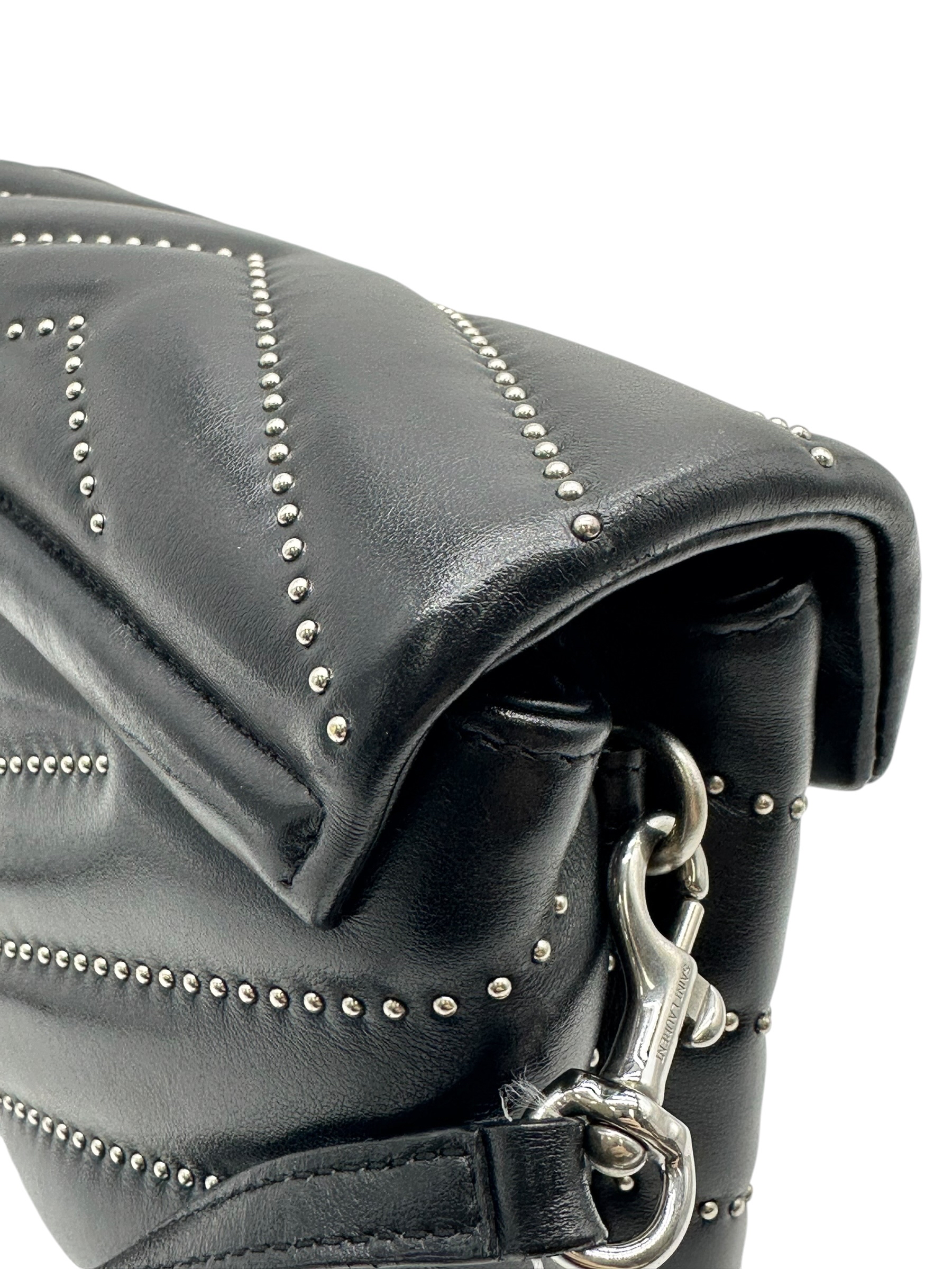 Pre-owned YSL Toy Loulou Studded bag / Product Code: 061906