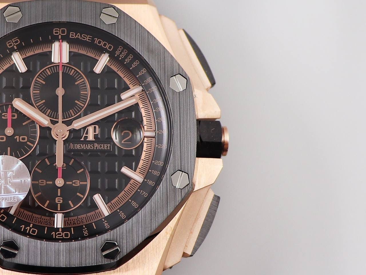 AP 26400皇家橡树v2版 金壳陶瓷圈材质 44毫米直径 搭载复刻原版CaL．3126机芯 陶瓷圈口 市面上最顶级版本的超级复刻🔥