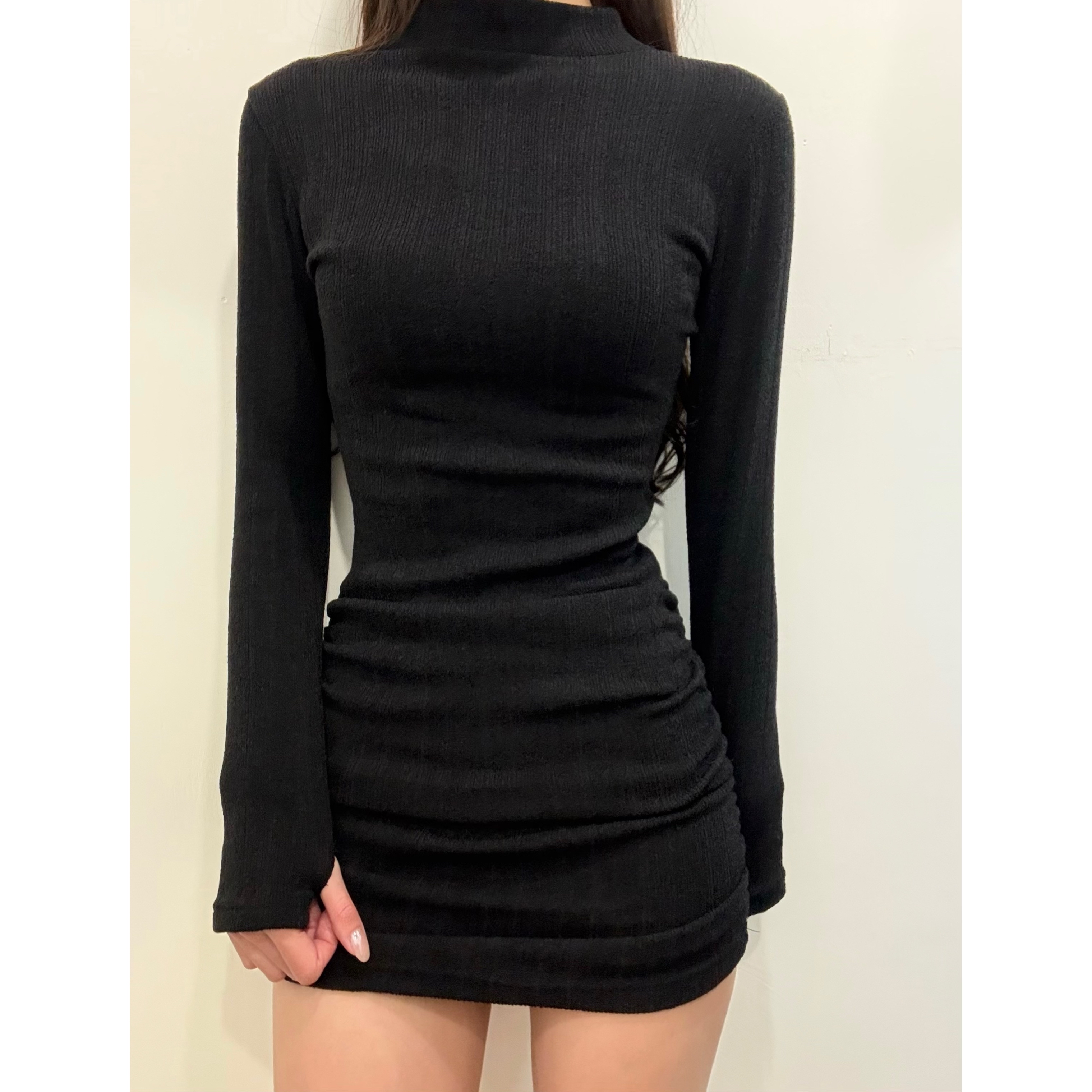 新品價及新年前收貨2月3號8PM截單💛《HIGH-NECK SLIM FIT OPS》 2602K