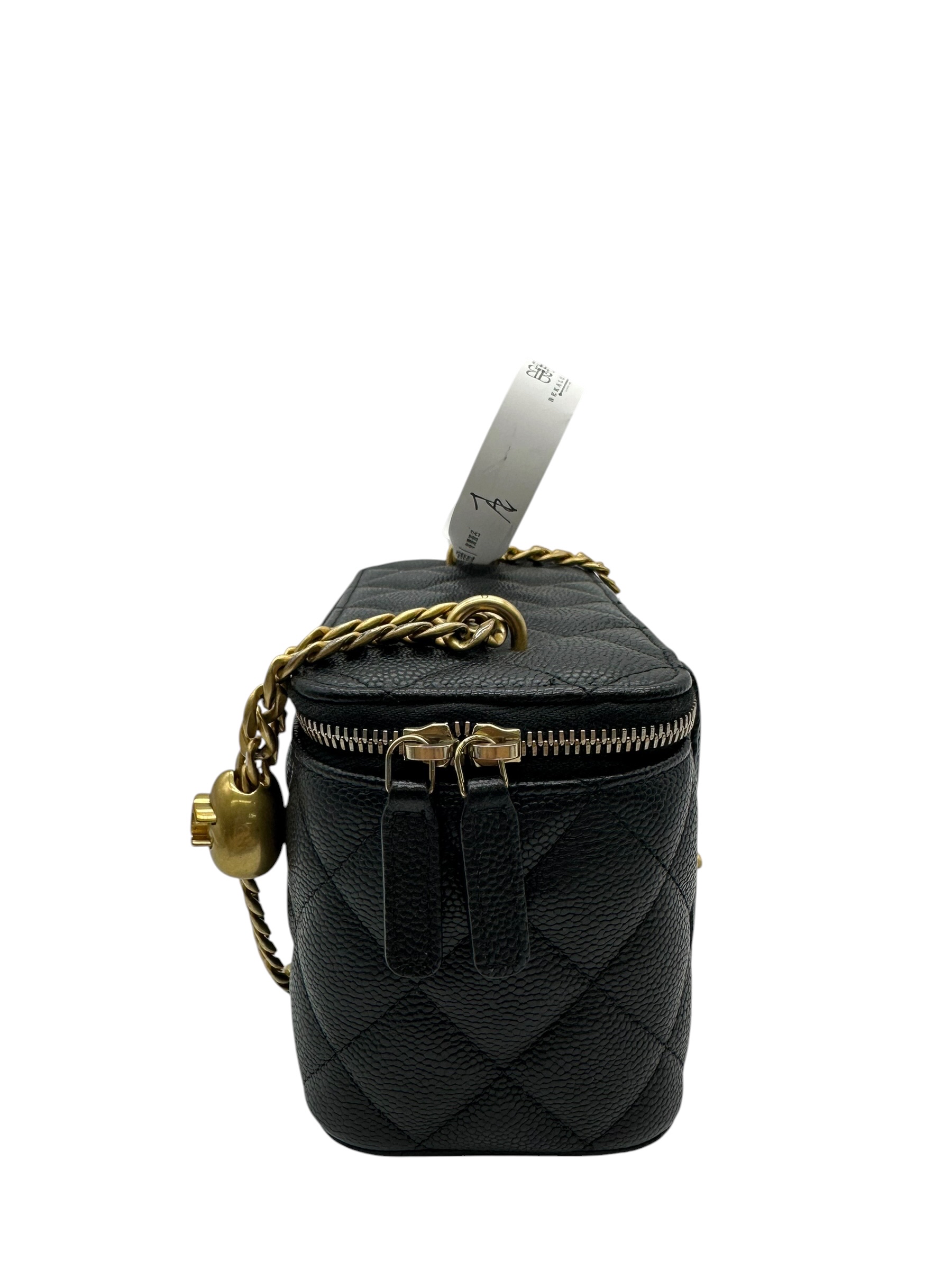 Pre-Owned CHANEL Vanity Case with Chain / Product Code: 080204