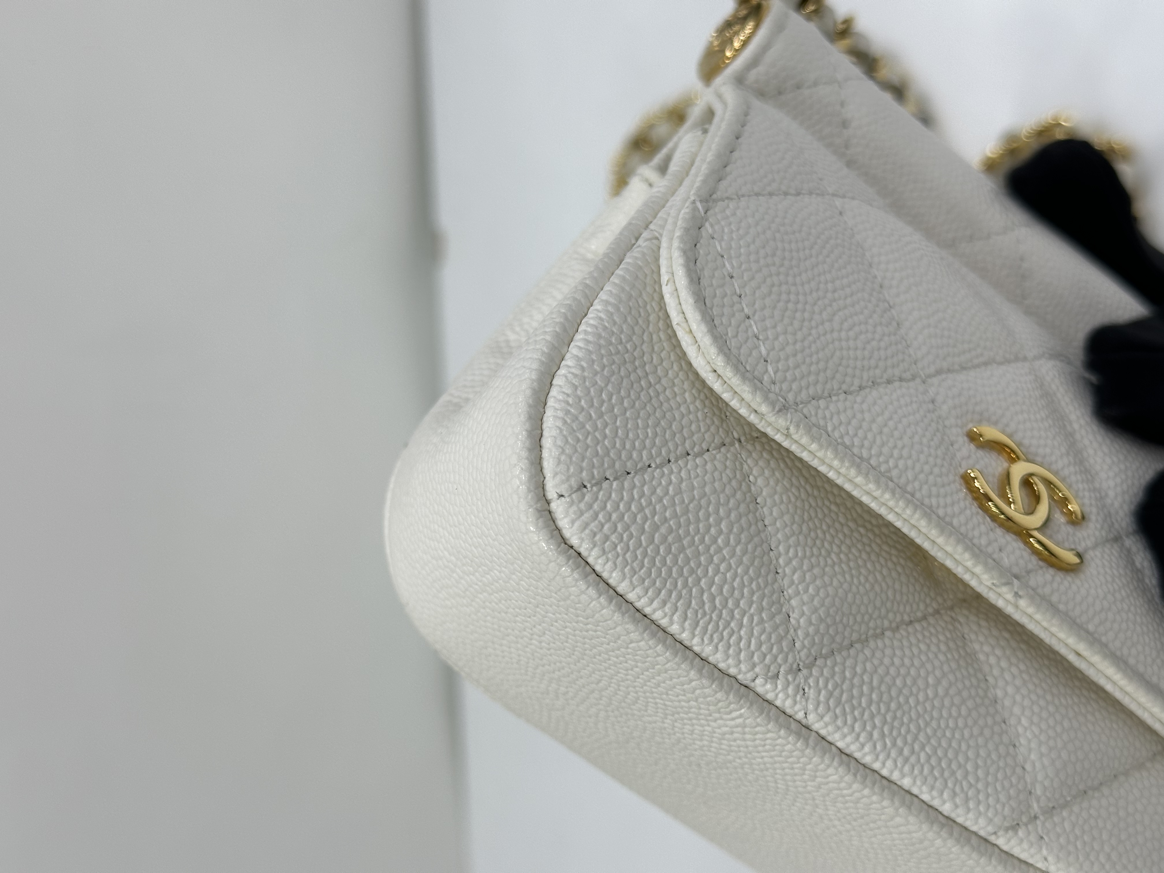 直播貨品 |  [1個-$100 2個-$300］GG09