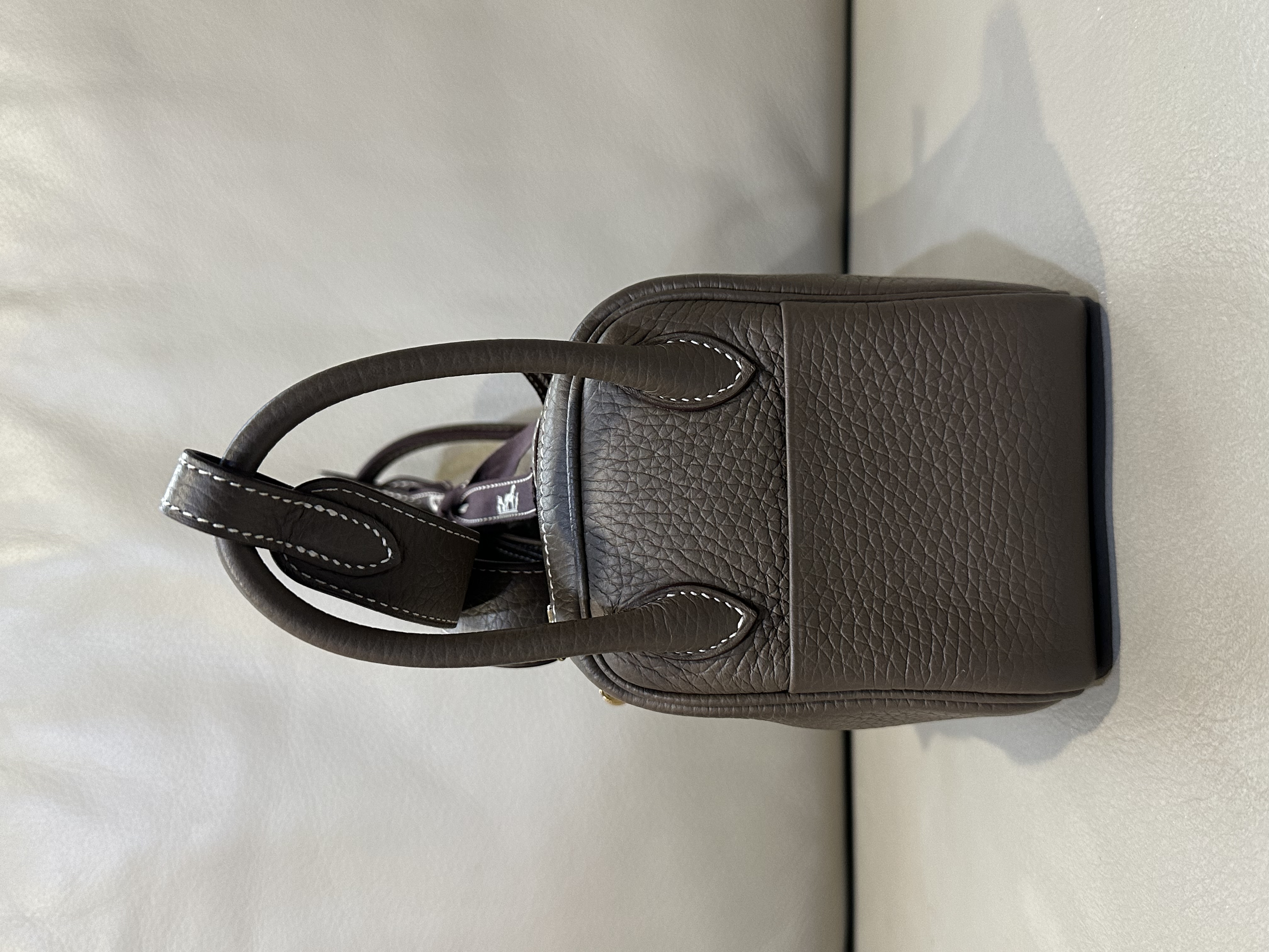 Pre-owned Hermès Mini Lindy bag Stamp B / Product Code: 26040510