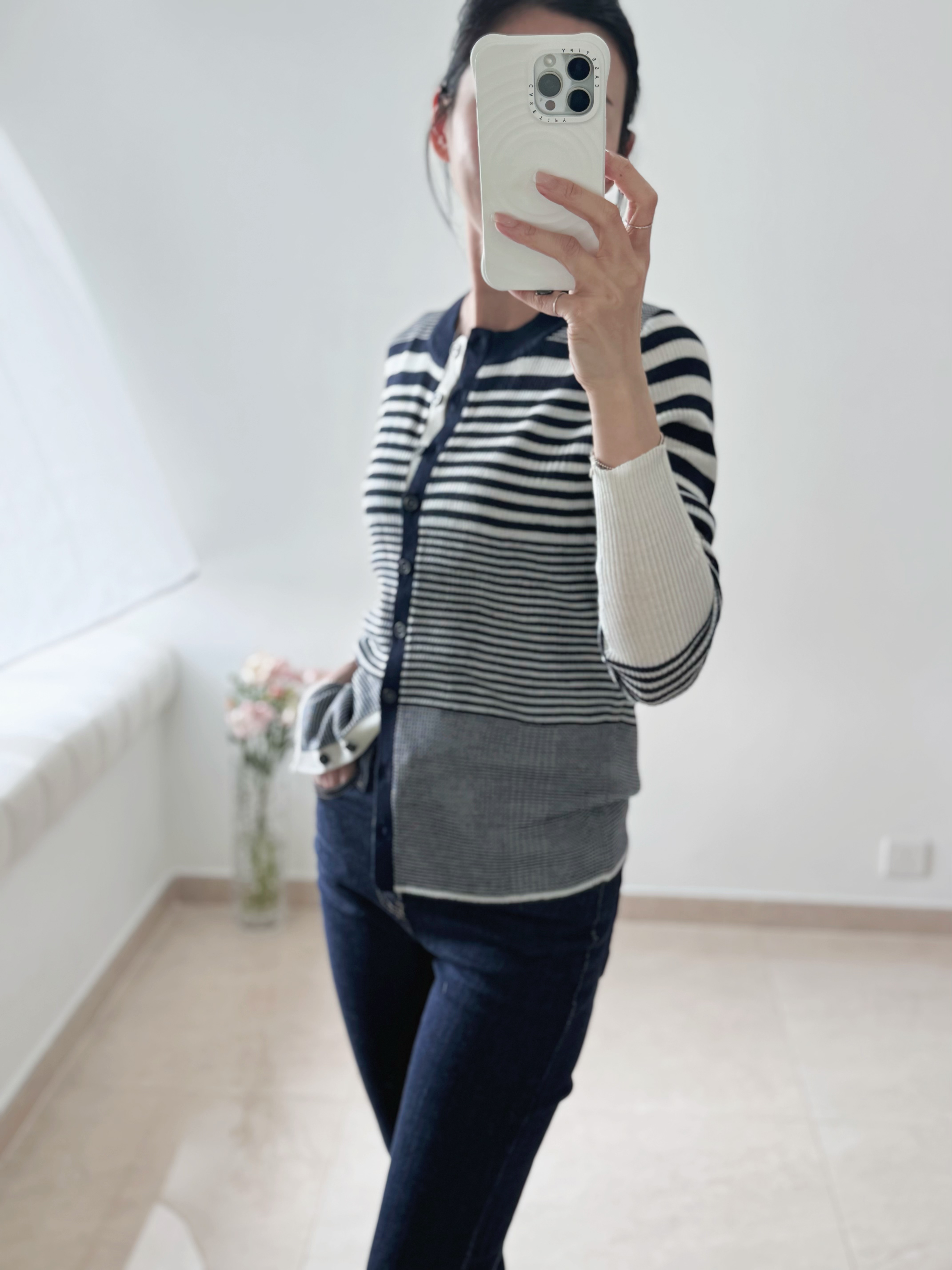 Elegant stripes ultra-light cardi (Navy & White)