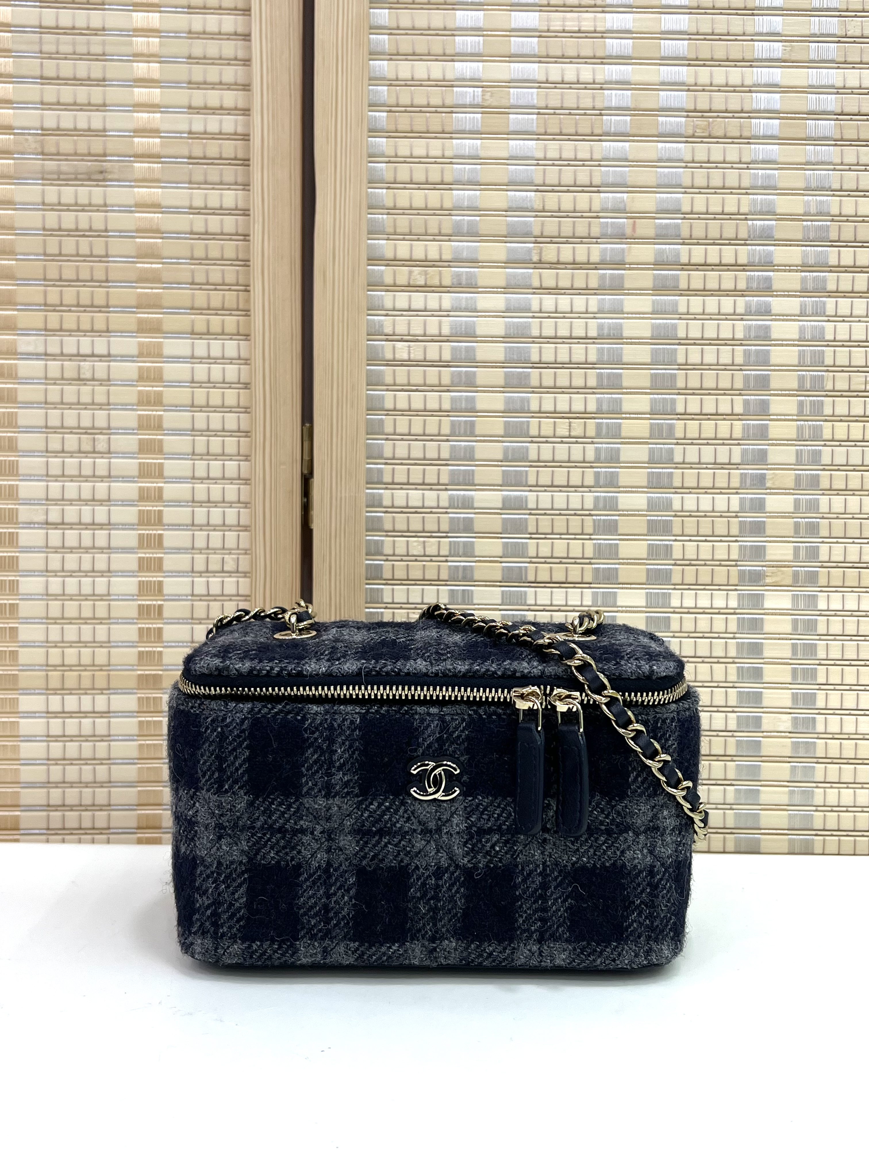 直播貨品 |  [1個-$100 2個-$300］GG68