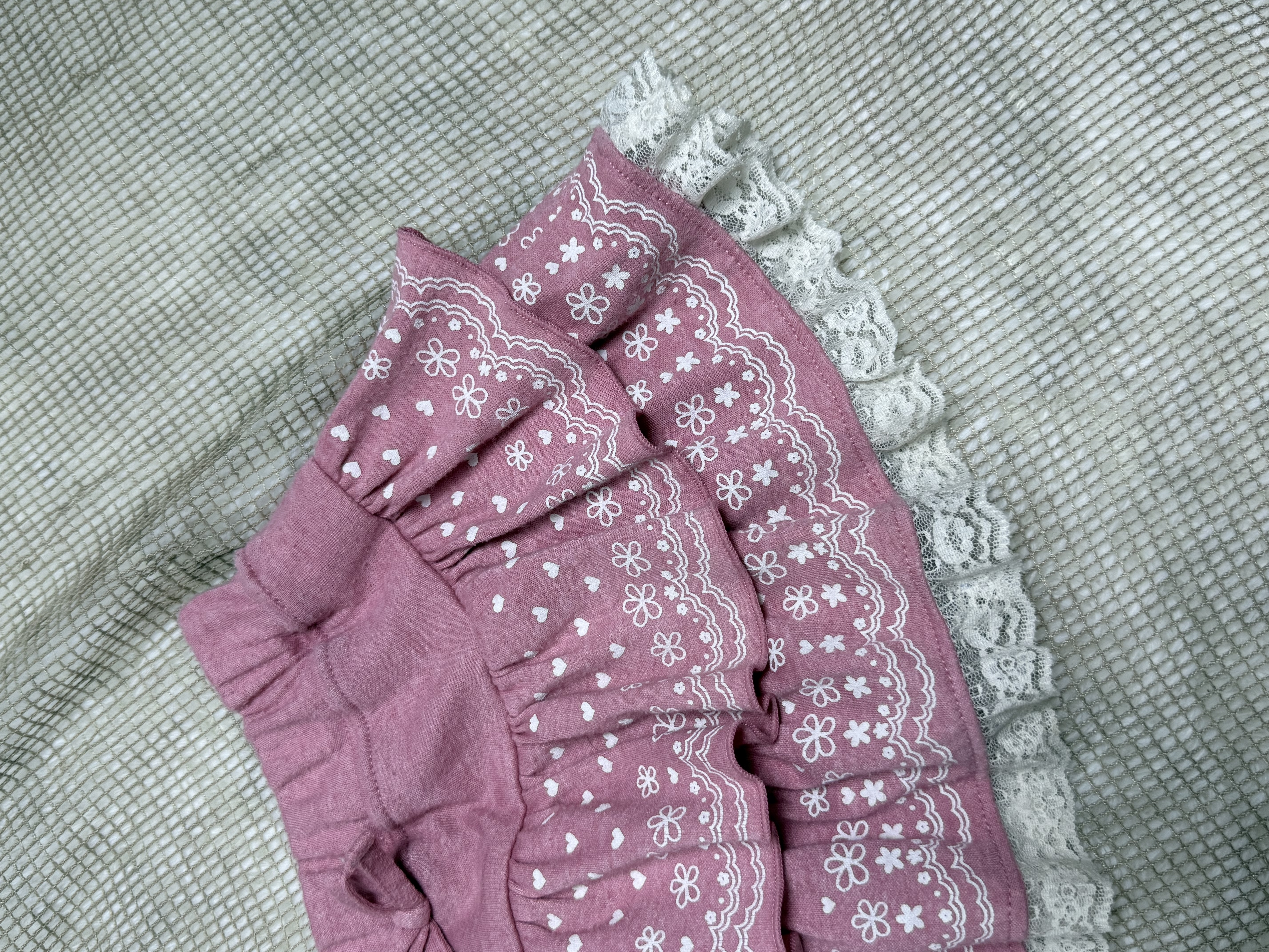 Pink Embroidered Lace Floral Mini Skirt