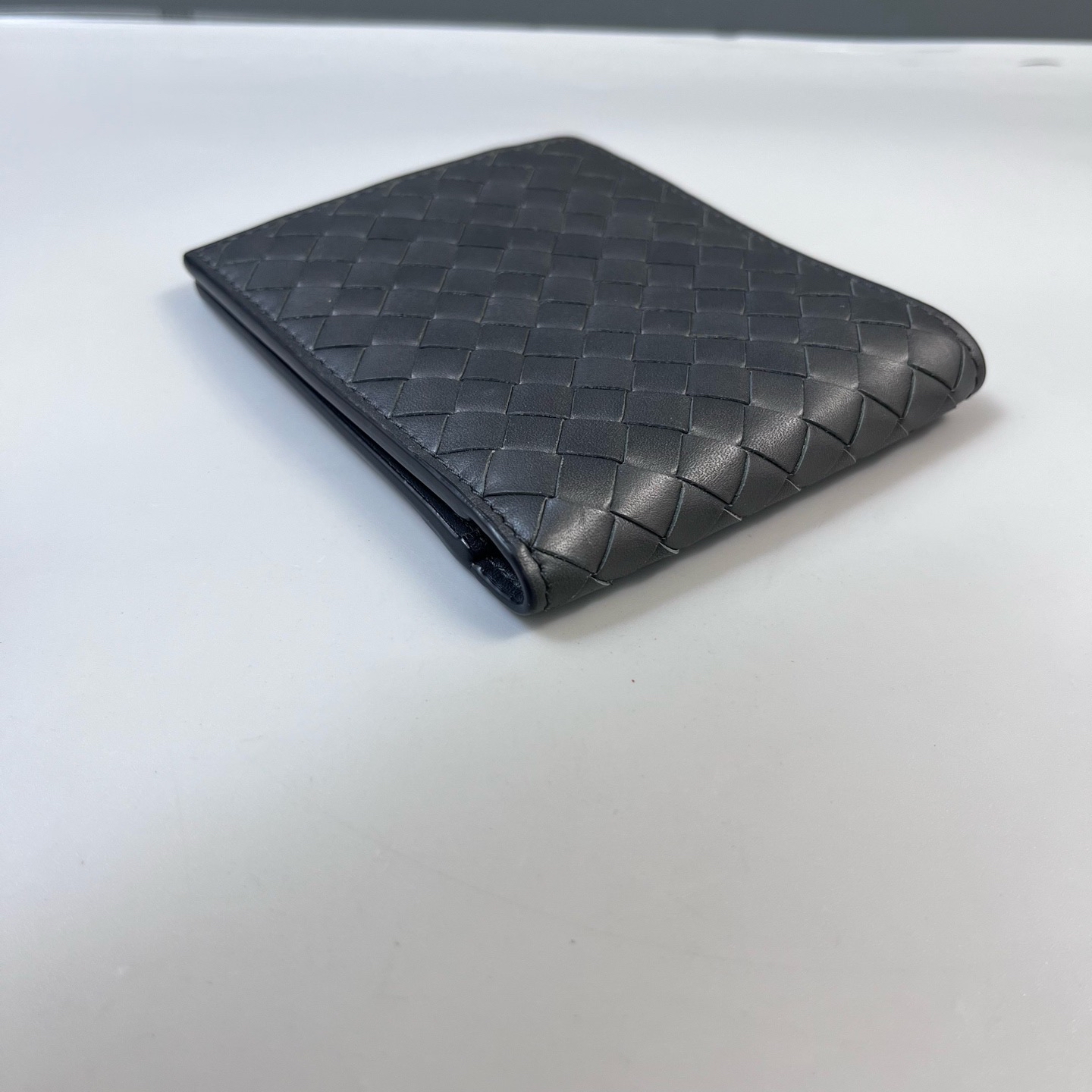 【預訂貨品】BV編織灰色短款銀包