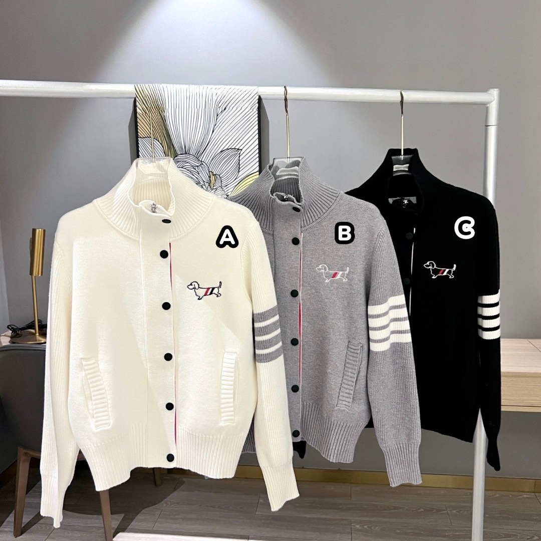 Thom Browne 小狗刺繡高領開襟冷衫