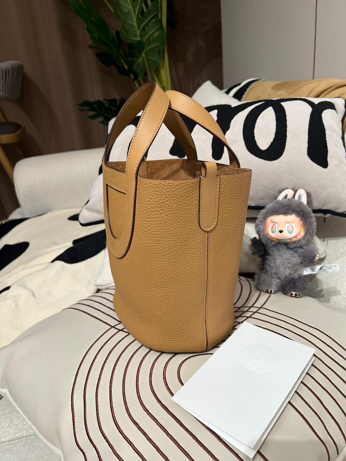 Hermes in The Loop 18 Stamp B 餅乾色4B Biscuit  100% Authentic, 99%New Unused ✅專門店收據✅Dust bag✅Box