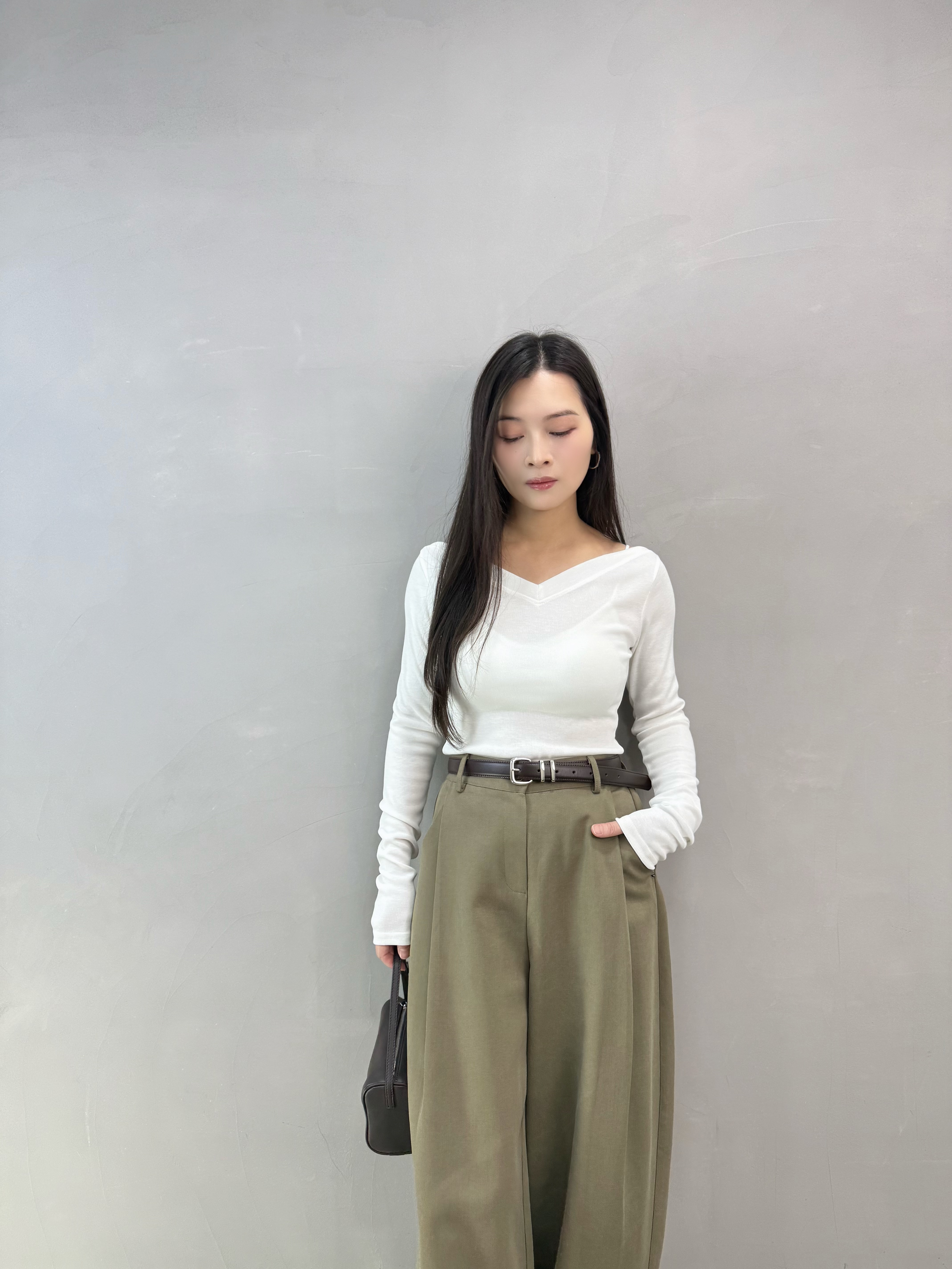 I14 小方銀扣Belt(牛皮）
