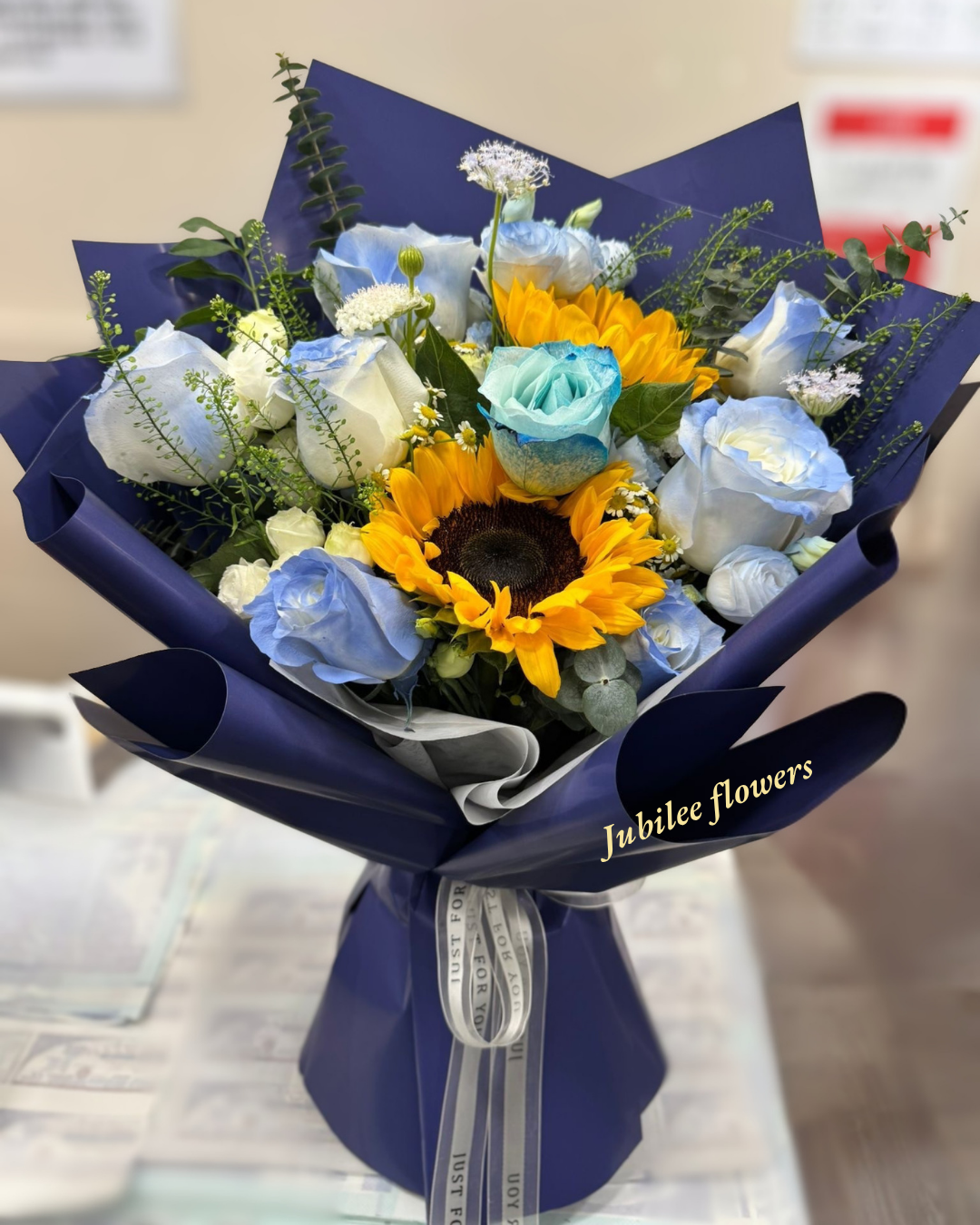 🌻向日葵 碎冰藍玫瑰花束 