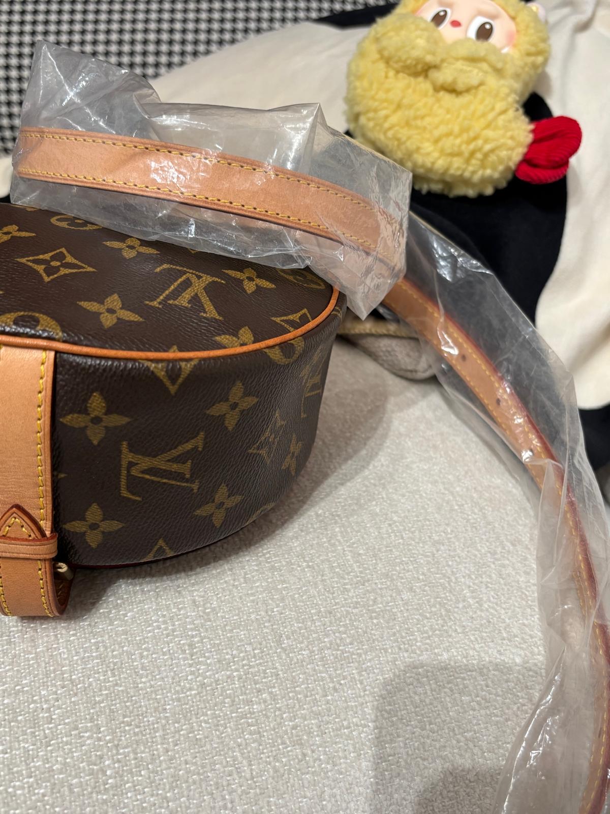 Lv tambourine crossbody bag 100%Authentic, Unused 95%new✅Dust bag