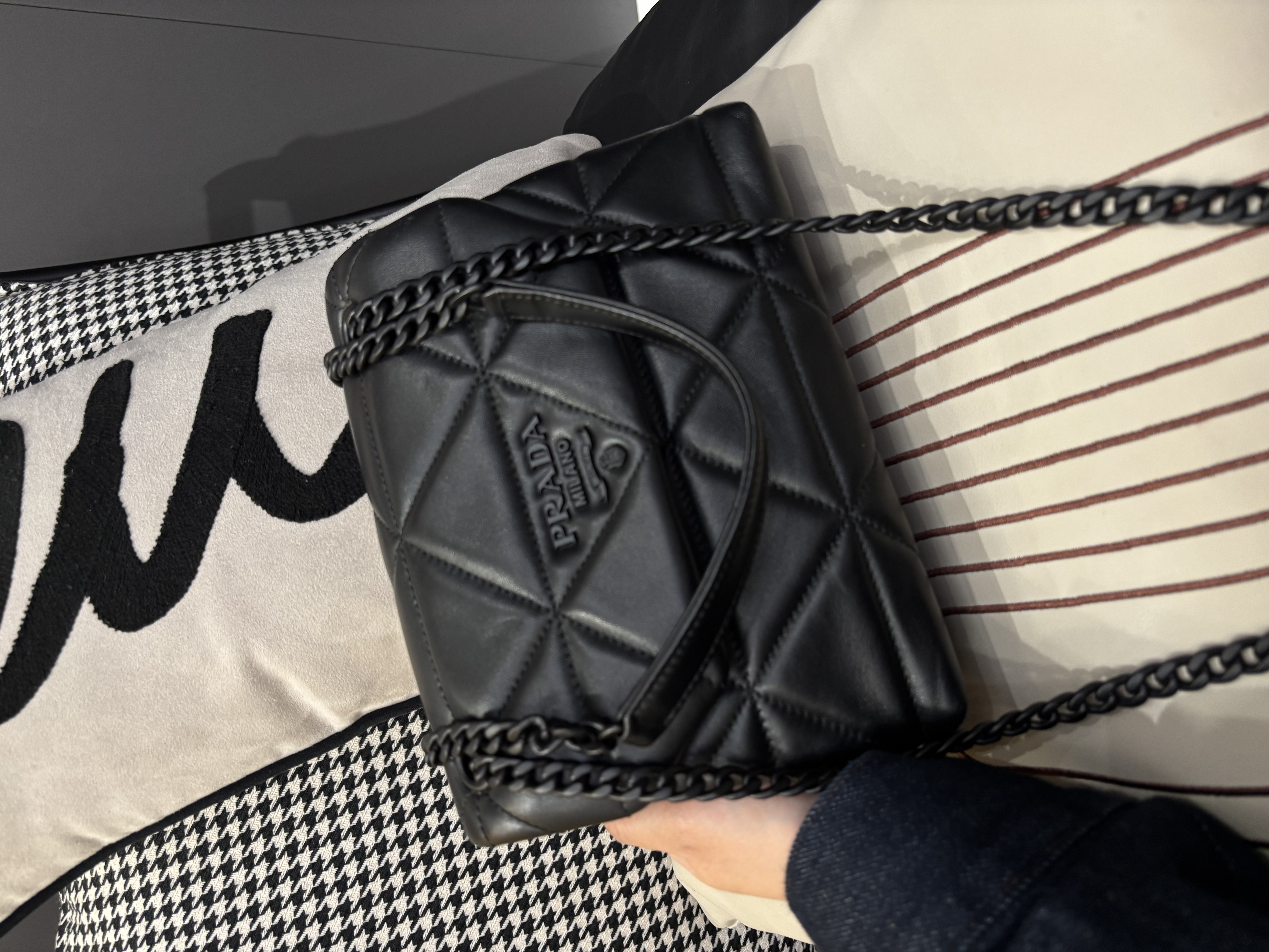 Prada Spectrum Shoulder Bag 1BD233 Nappa Leather flap bag 100%Authentic, 98%New ✅ certificate card ✅ booklet ✅Dust bag
