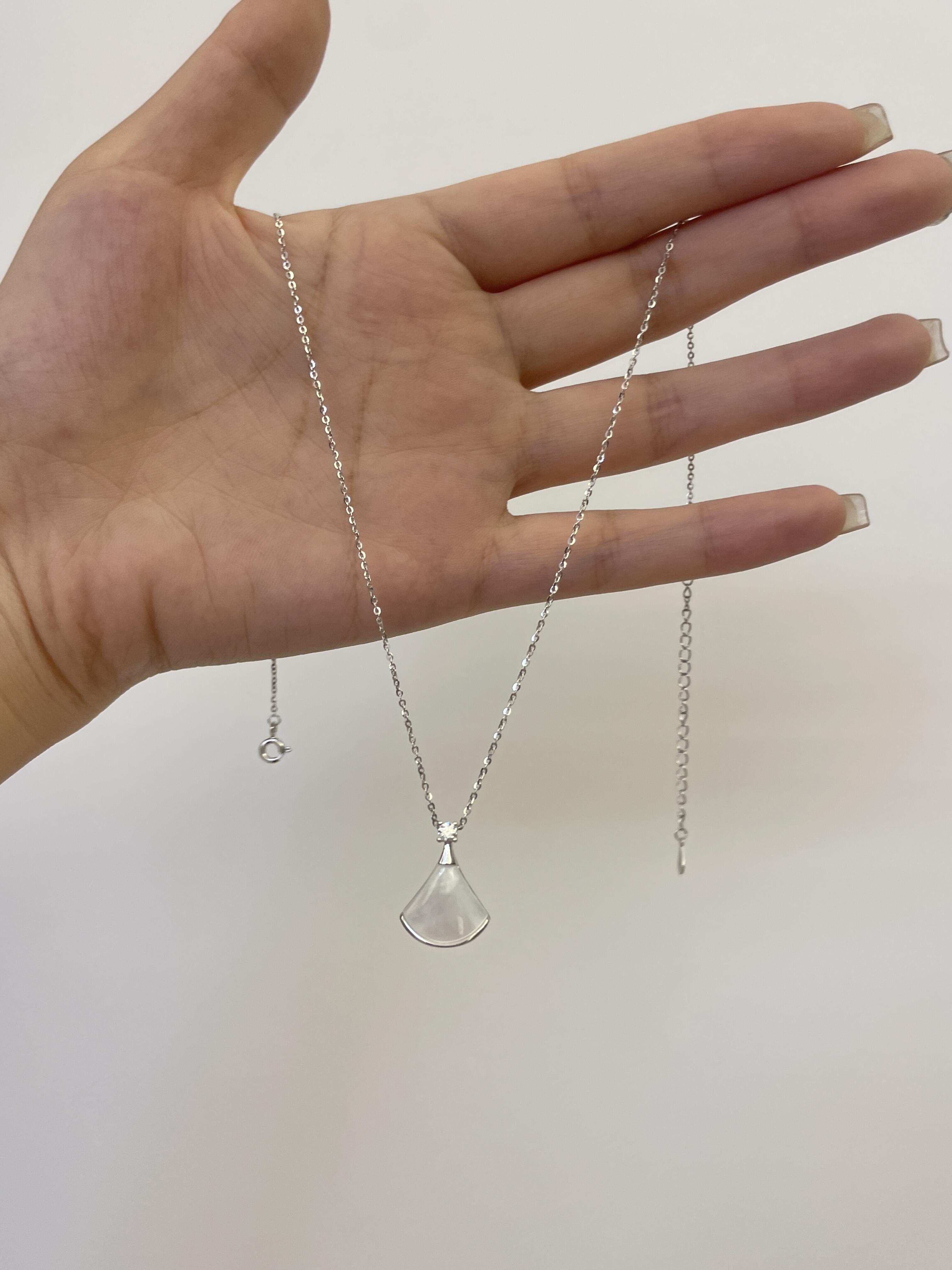 贝母小扇子项链