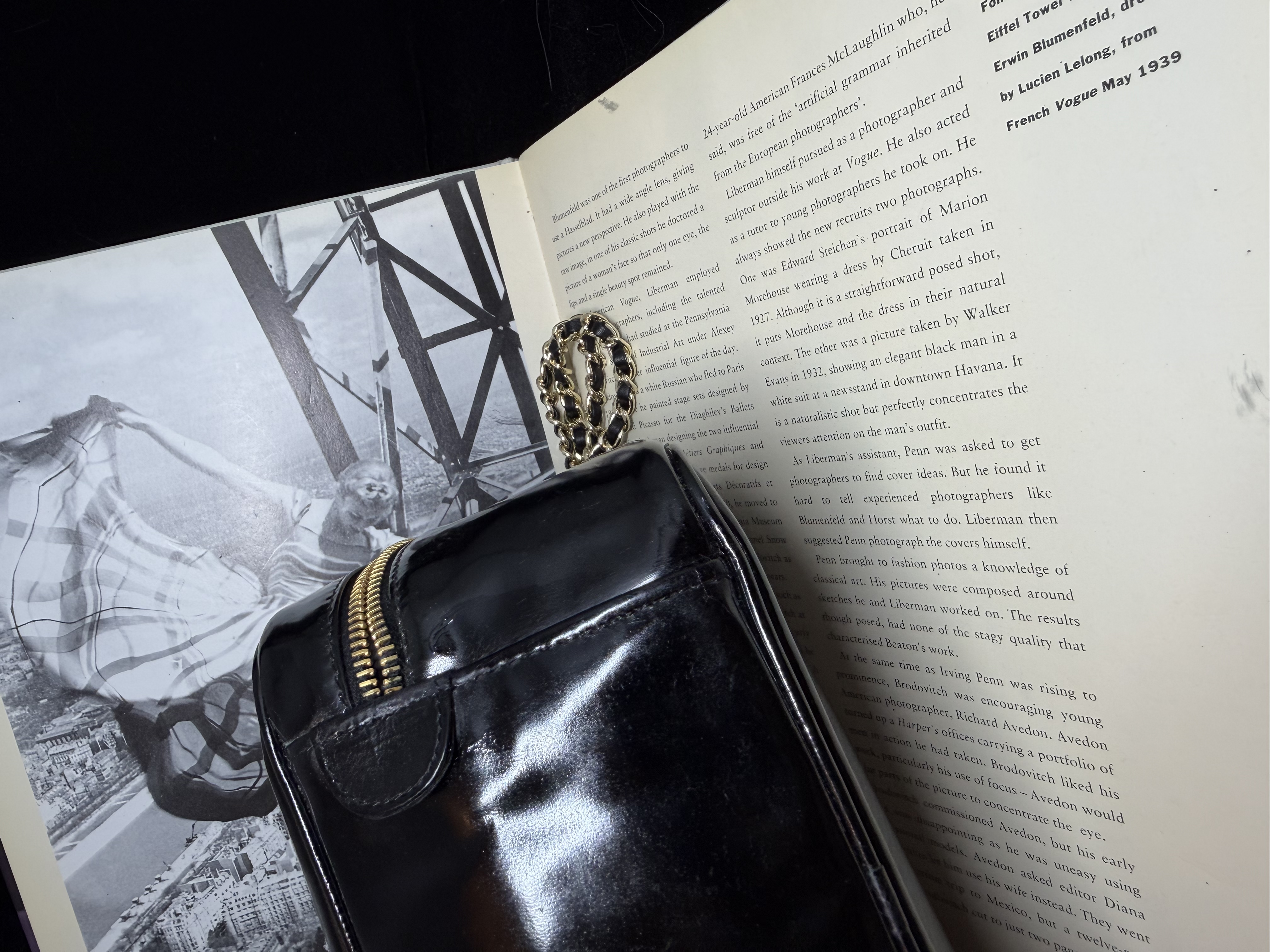 vintage chanel cc vanity case black patent leather