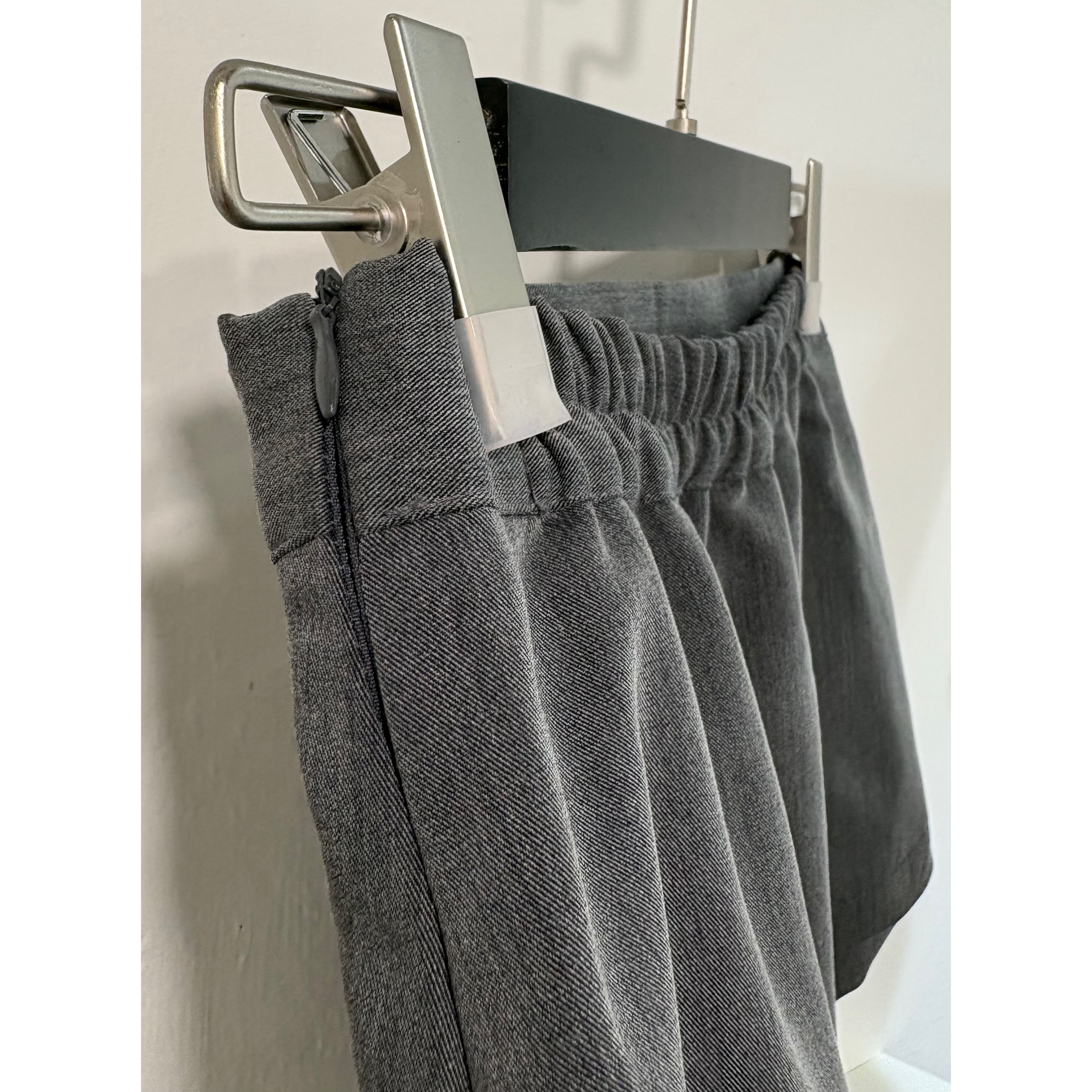 新品價6月23截🤍2606O《ELASTIC WAIST PLEATED SKPT》