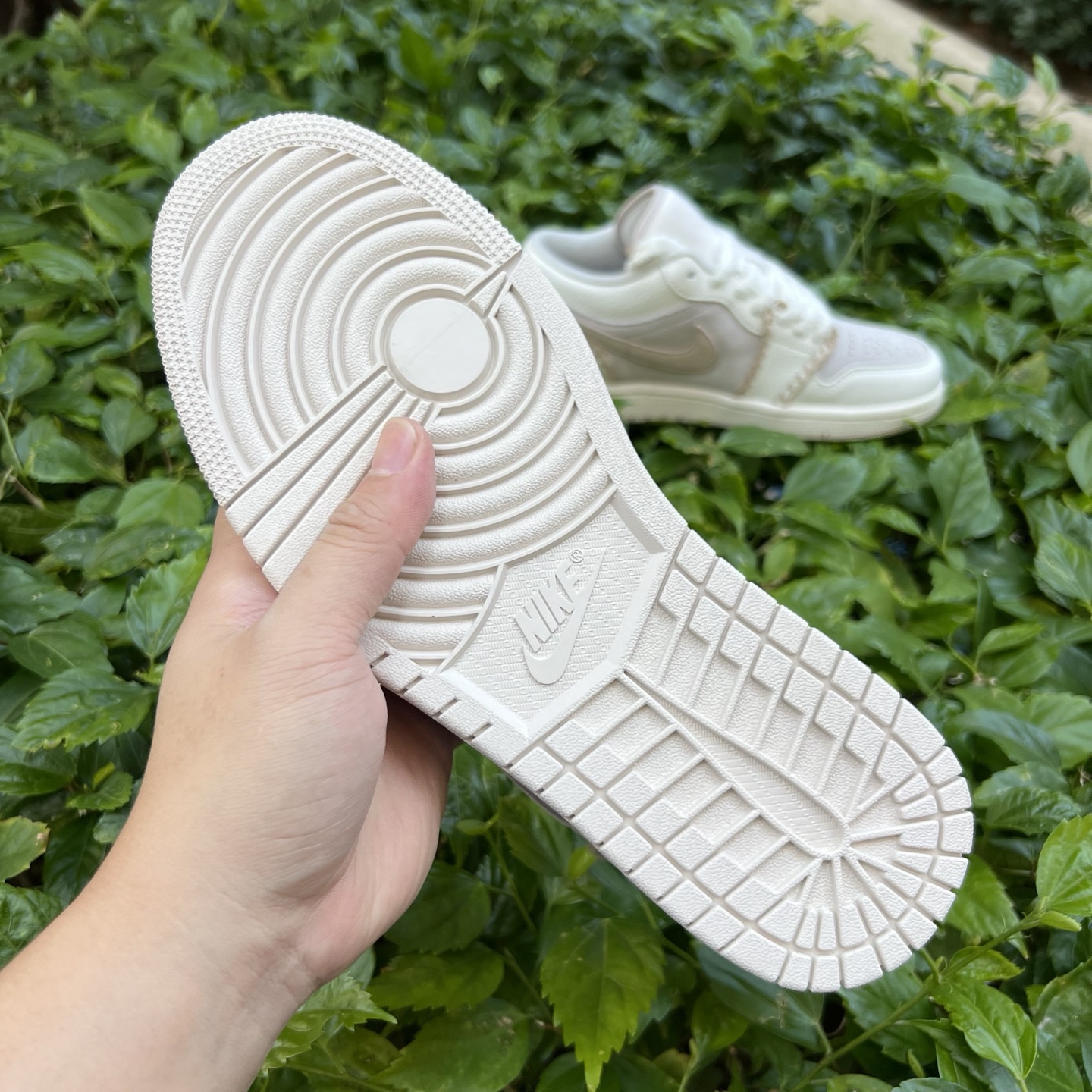 Nike Air Jordan 1 AJ1 Low HV4268-120