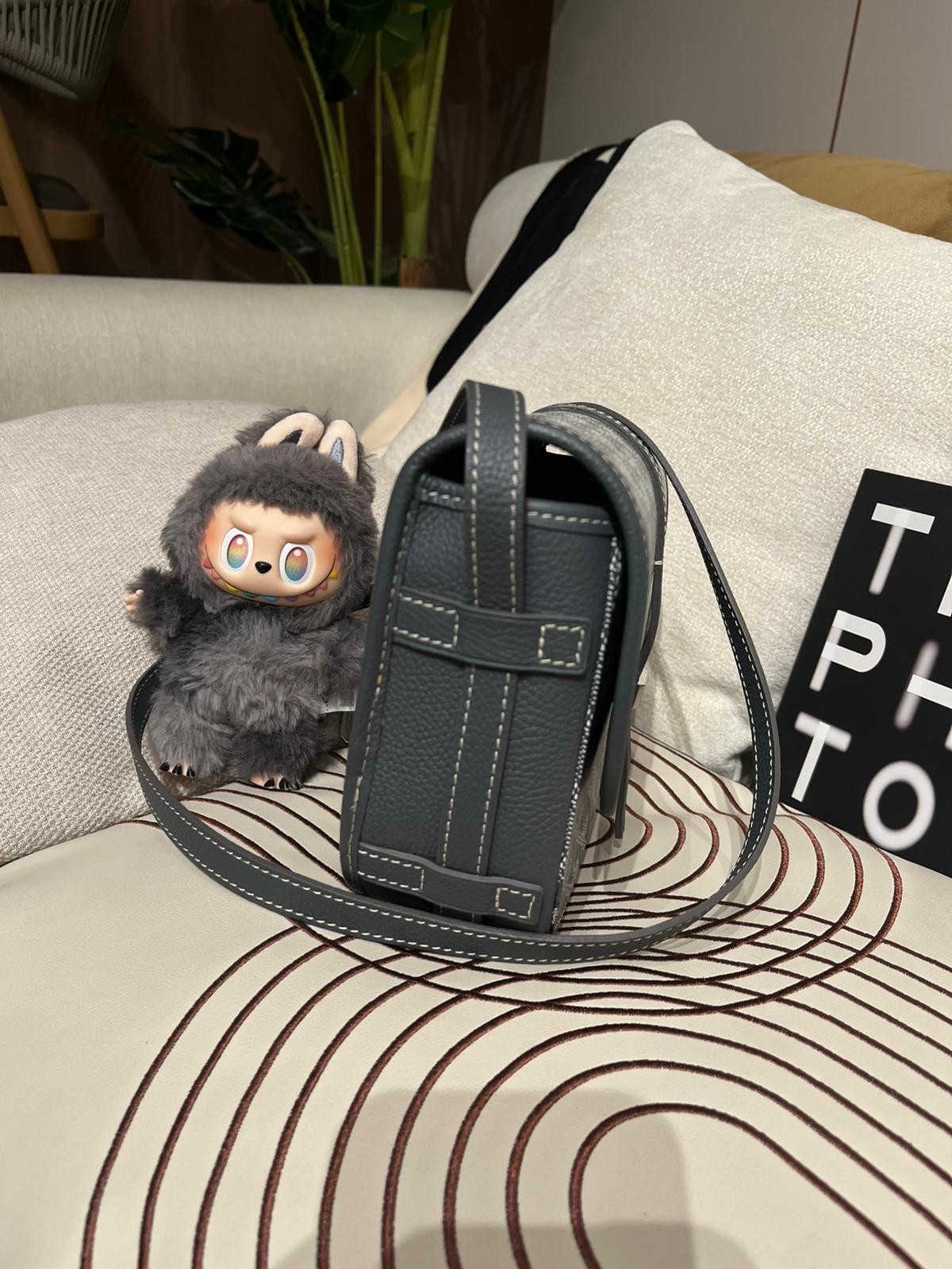 Goyard Belvedere PM Bag Grey 100%Authentic, 98%New ✅Dust bag