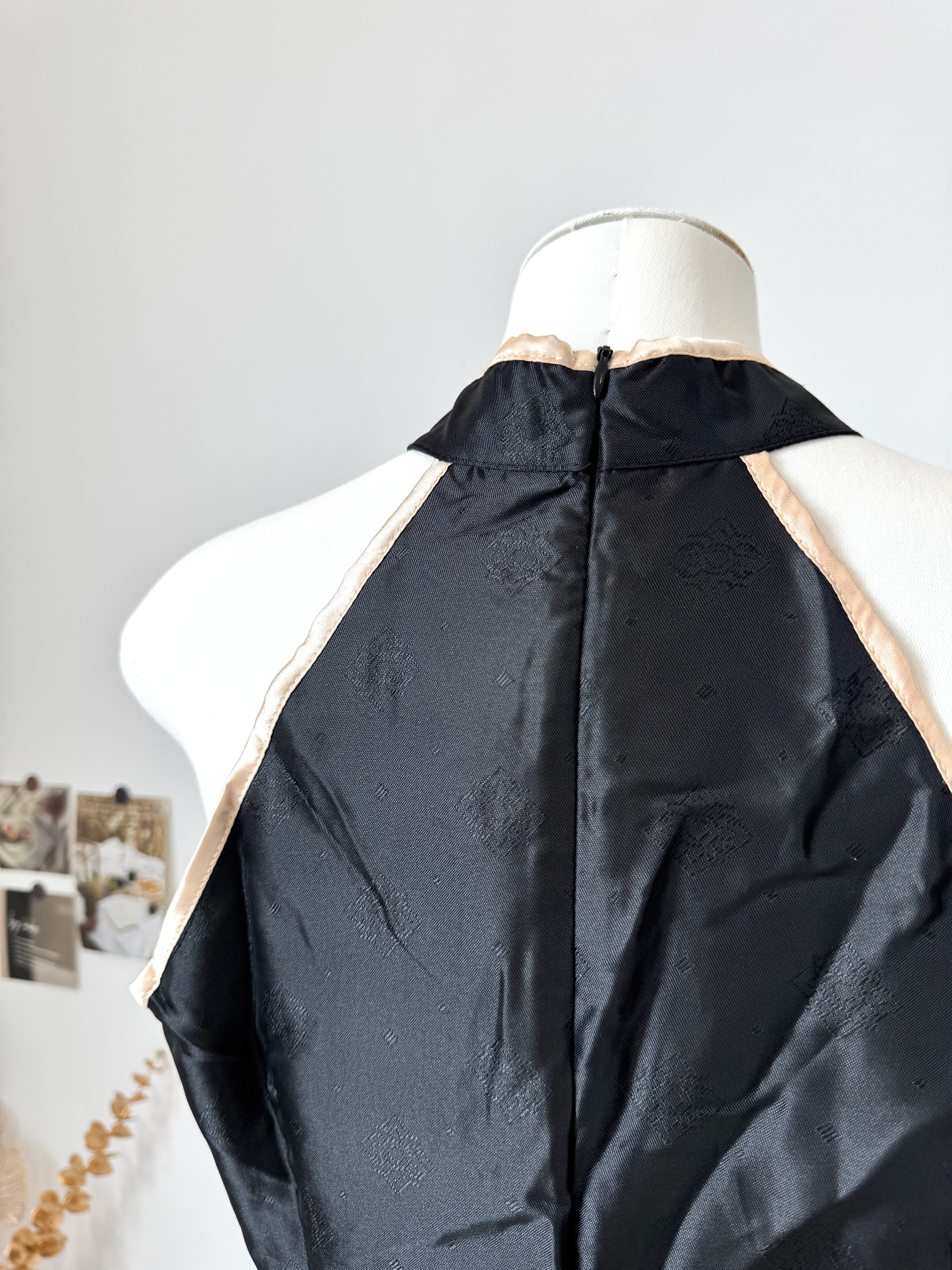 福利款原价RM109【Golden Phoenix Dress 锦绣烟雨 】新中式重工刺绣挂脖连衣裙（2 colours）Premium Quality