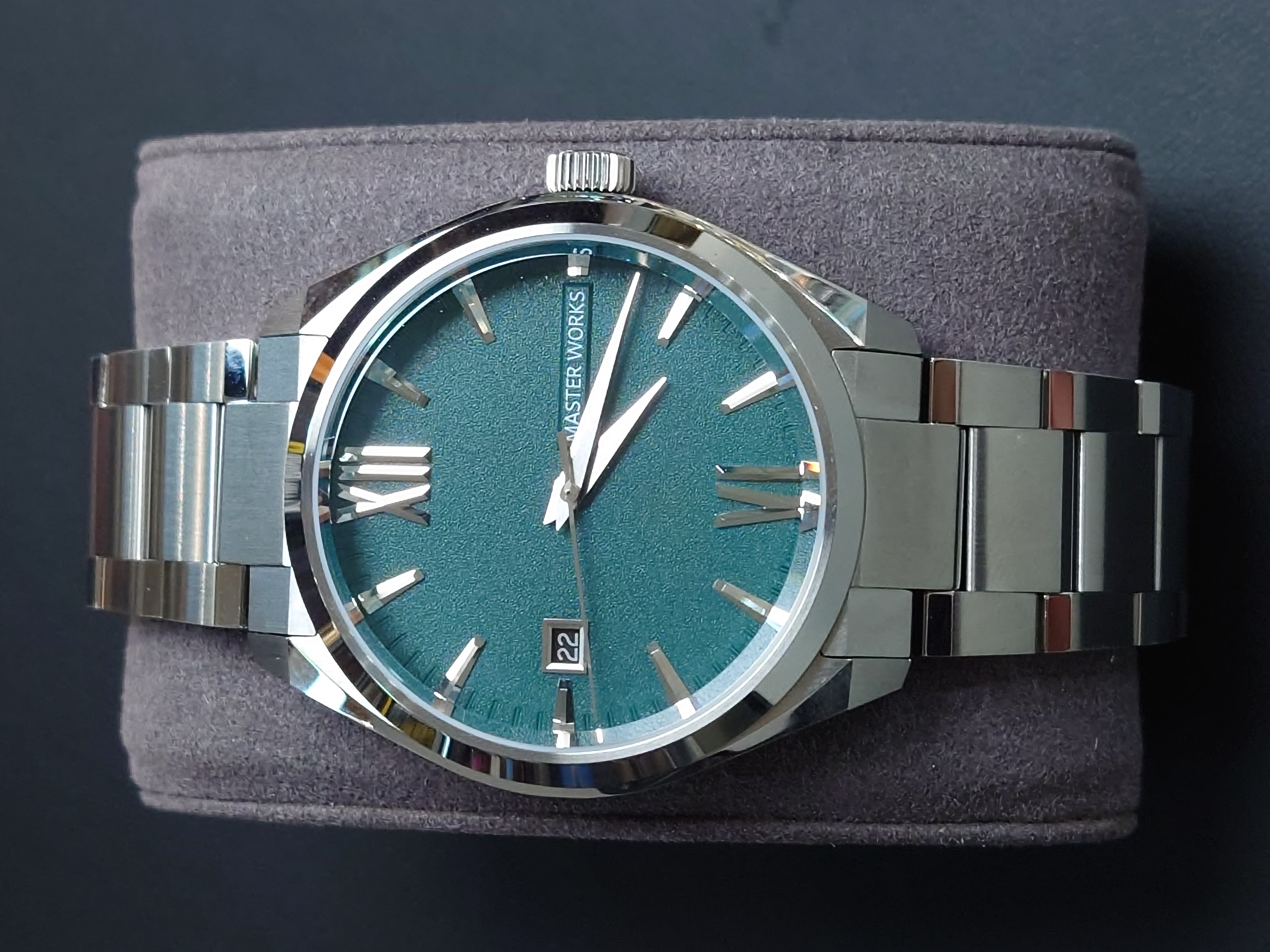 Master Works ANGOLOACUTO Green