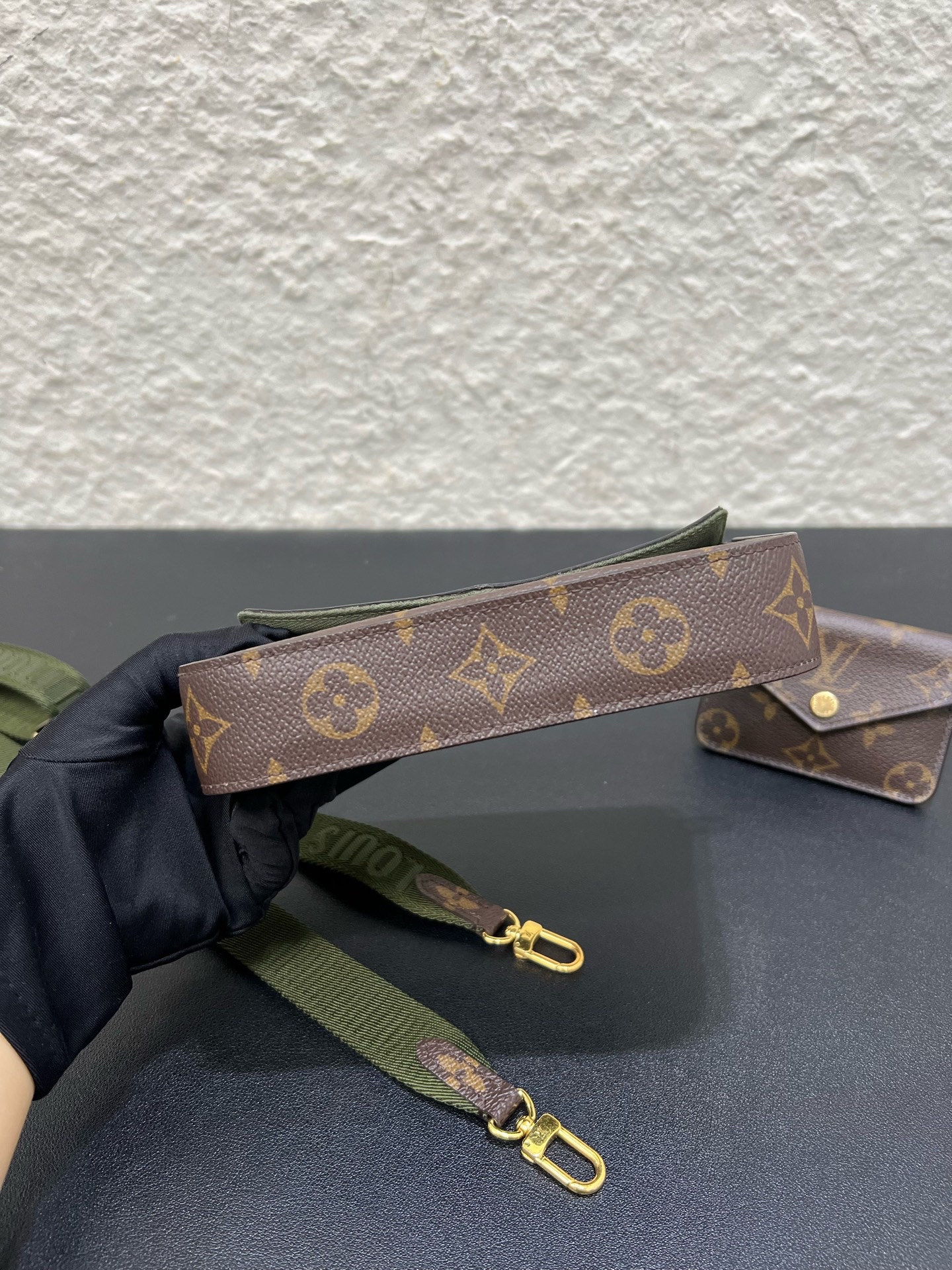 【預訂貨品】LV老花綠三合一woc