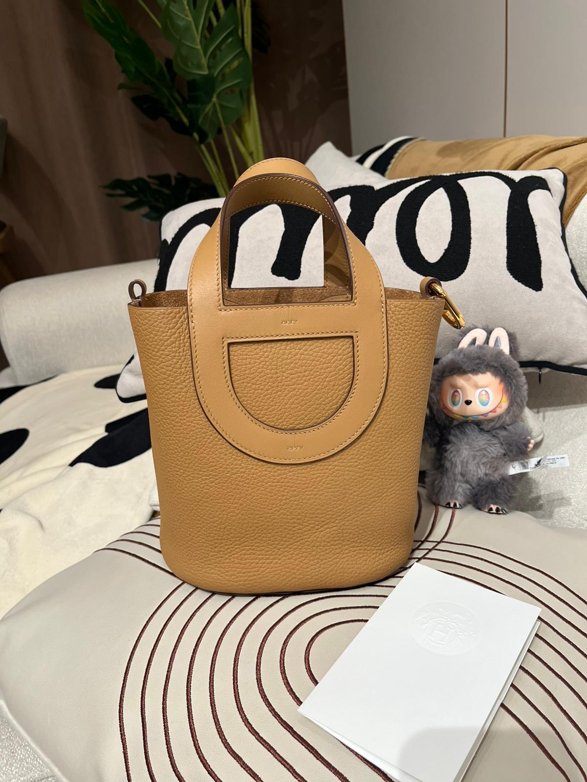 Hermes in The Loop 18 Stamp B 餅乾色4B Biscuit  100% Authentic, 99%New Unused ✅專門店收據✅Dust bag✅Box
