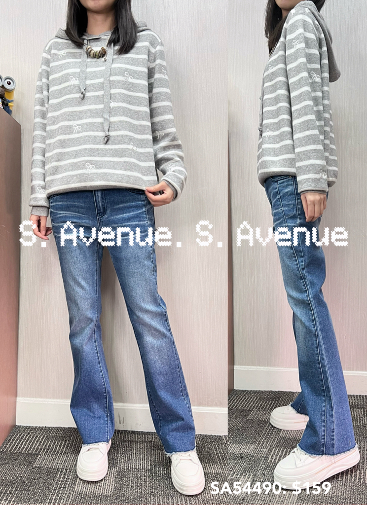 SA54490: 長袖有帽間條繡蝴蝶結冷top