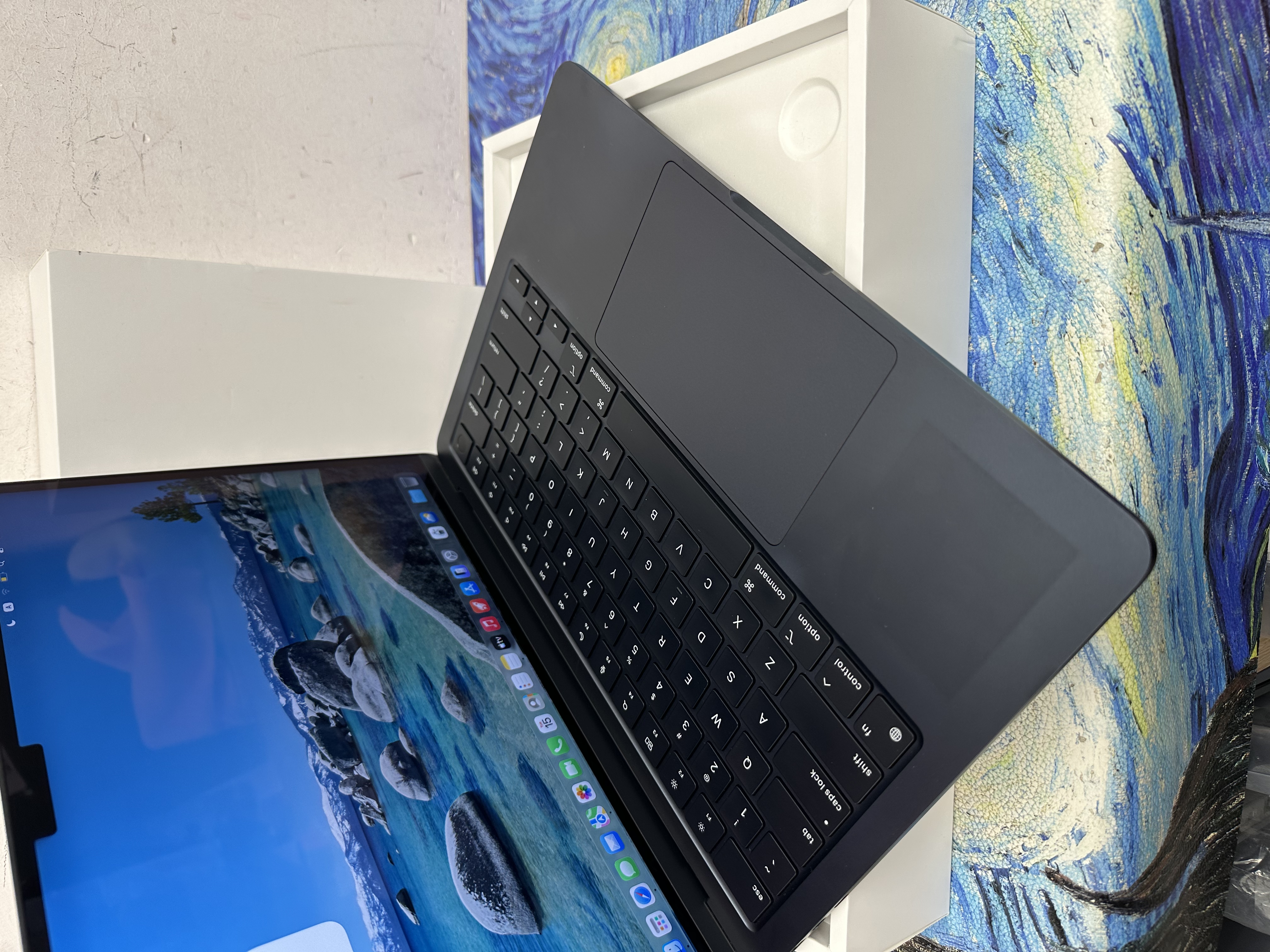 #6130 APPLE  MacBook Air M2 2023 M2 CPU/8GB Ram/256GB SSD/8核心GPU/Liquid Retina Mon/13吋/午夜藍色/Gaming Laptop / Notebook / MacBook Pro / Apple