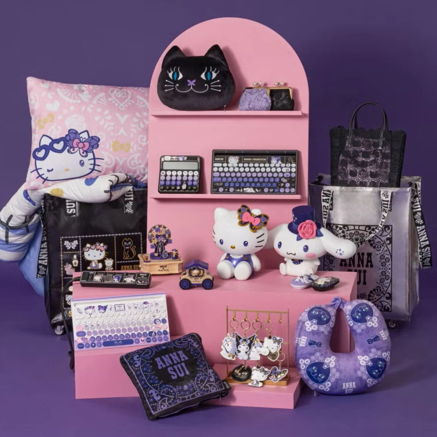 （約4月下旬到貨）🇹🇼台灣超商限定ANNA SUI× Sanrio 限量三用翻轉絨毛枕💕