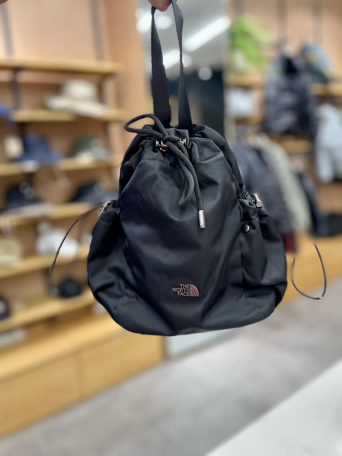 🇰🇷The North Face BONNEY BUCKET BAG MINI