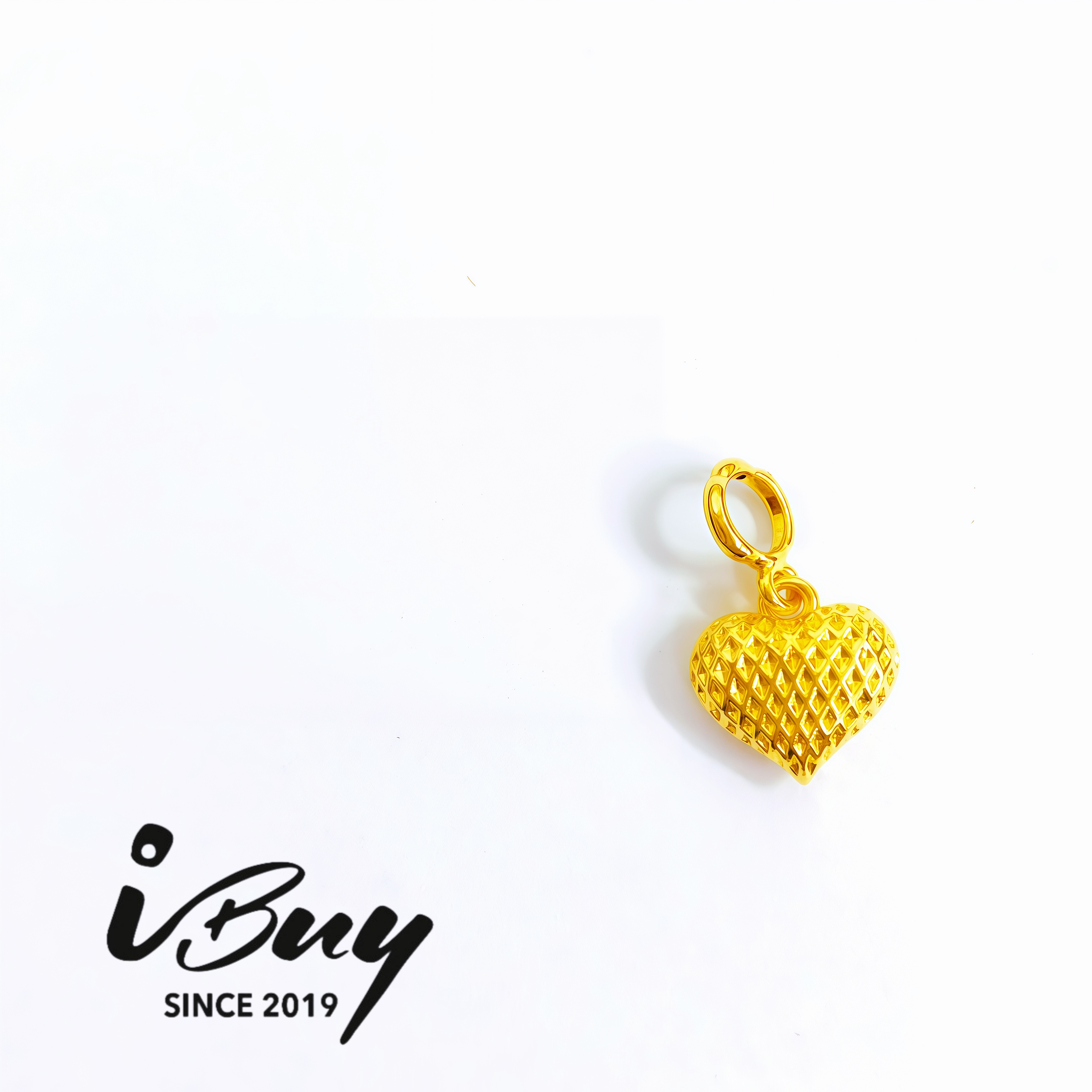 916 HARD GOLD DIAMOND CUT LOVE CHARM 916 硬金 菱格爱心串咀