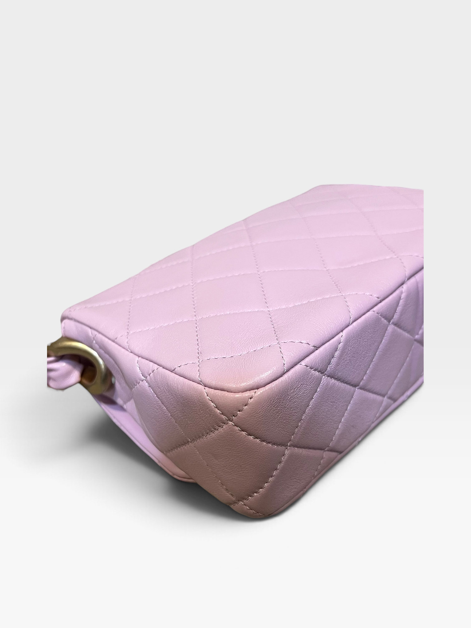 Pre-Owned Chanel Pink Quilted Calfskin/K9903