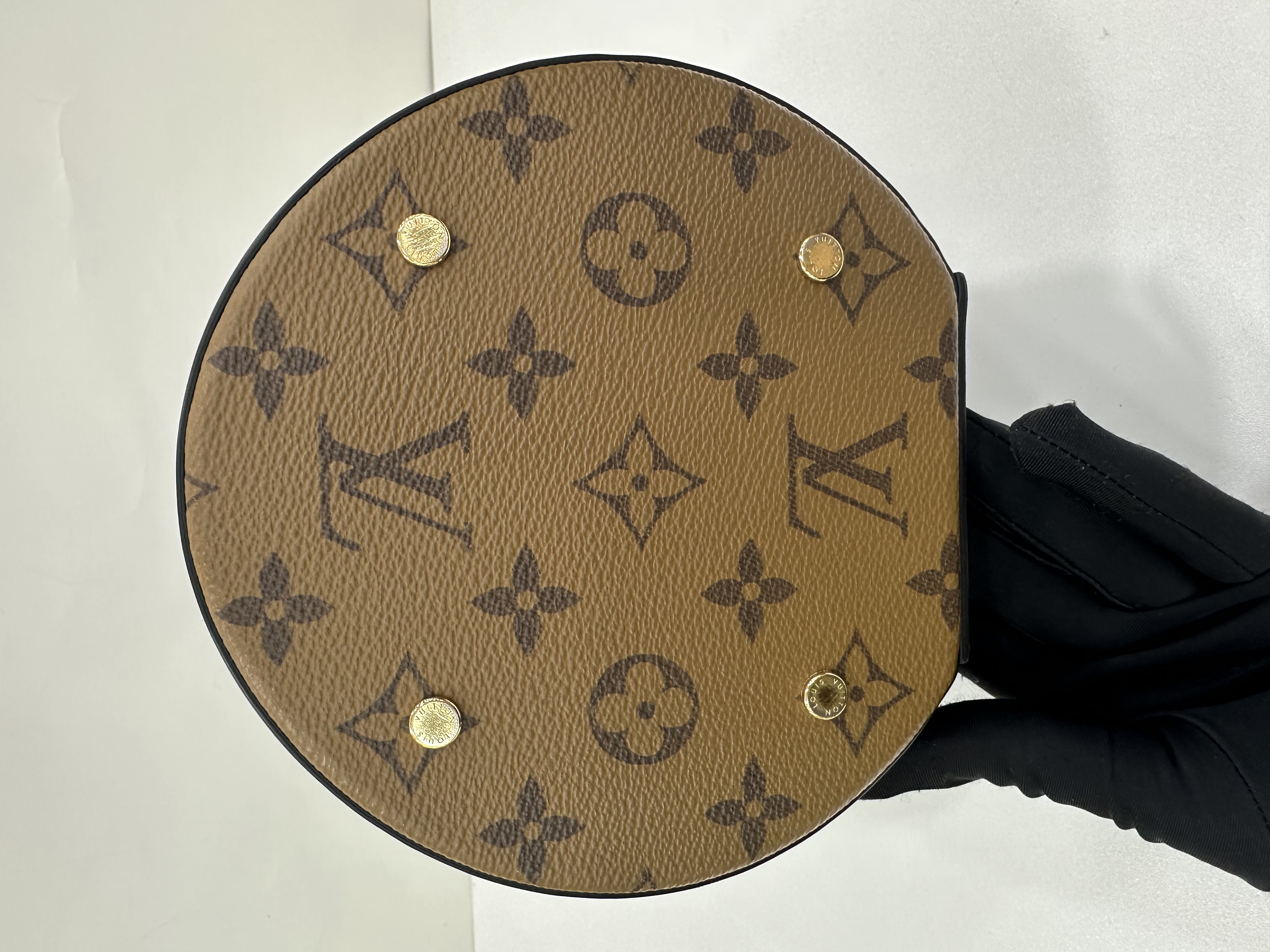 直播貨品 |  [1個-$100 2個-$300］GG05