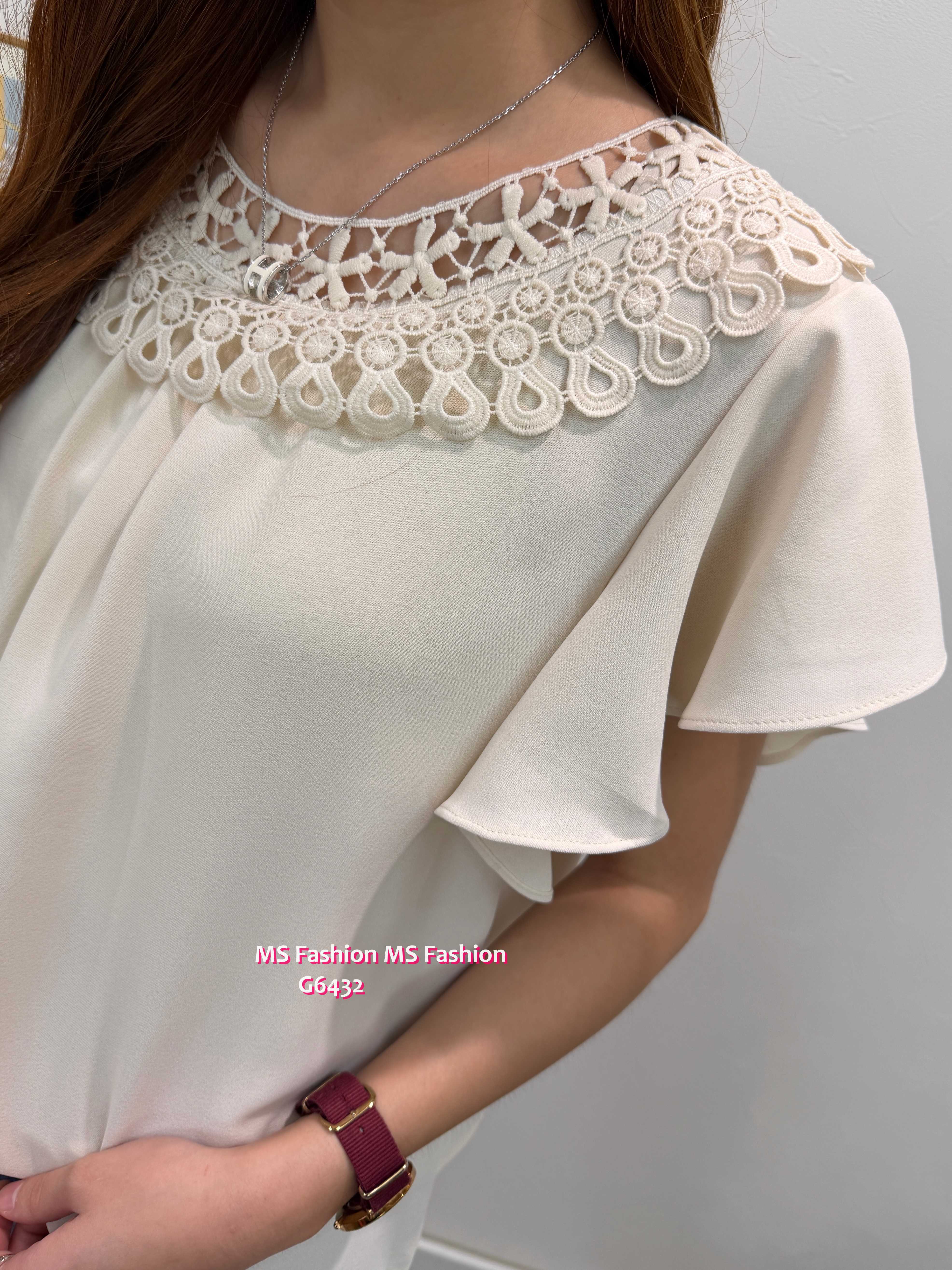 G6432 靚料通花領top