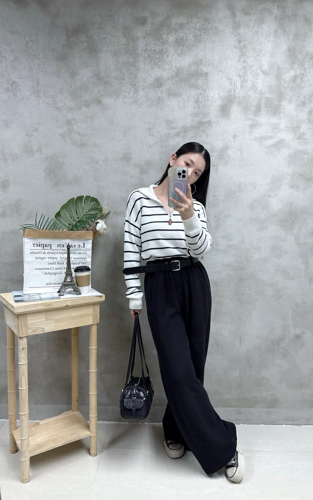 H05 拉鍊領橫間線Top