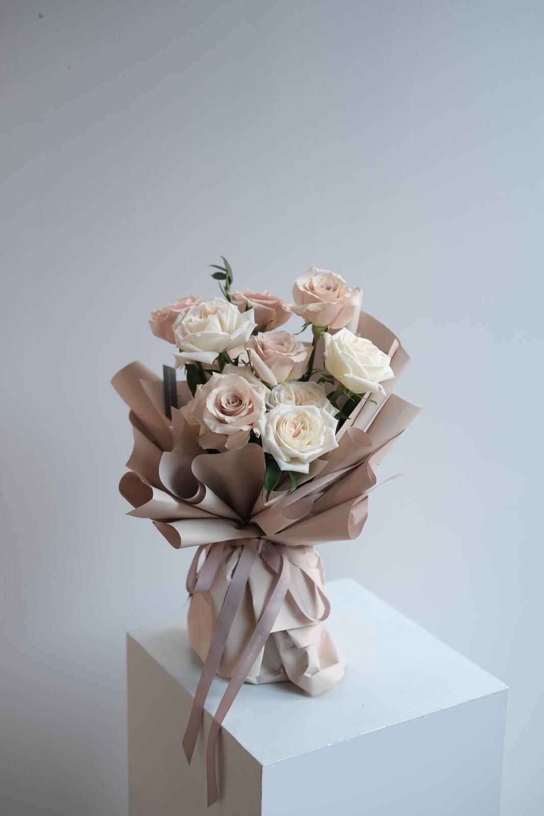 Quicksand + Ohara roses 🤎 (5+5stems)