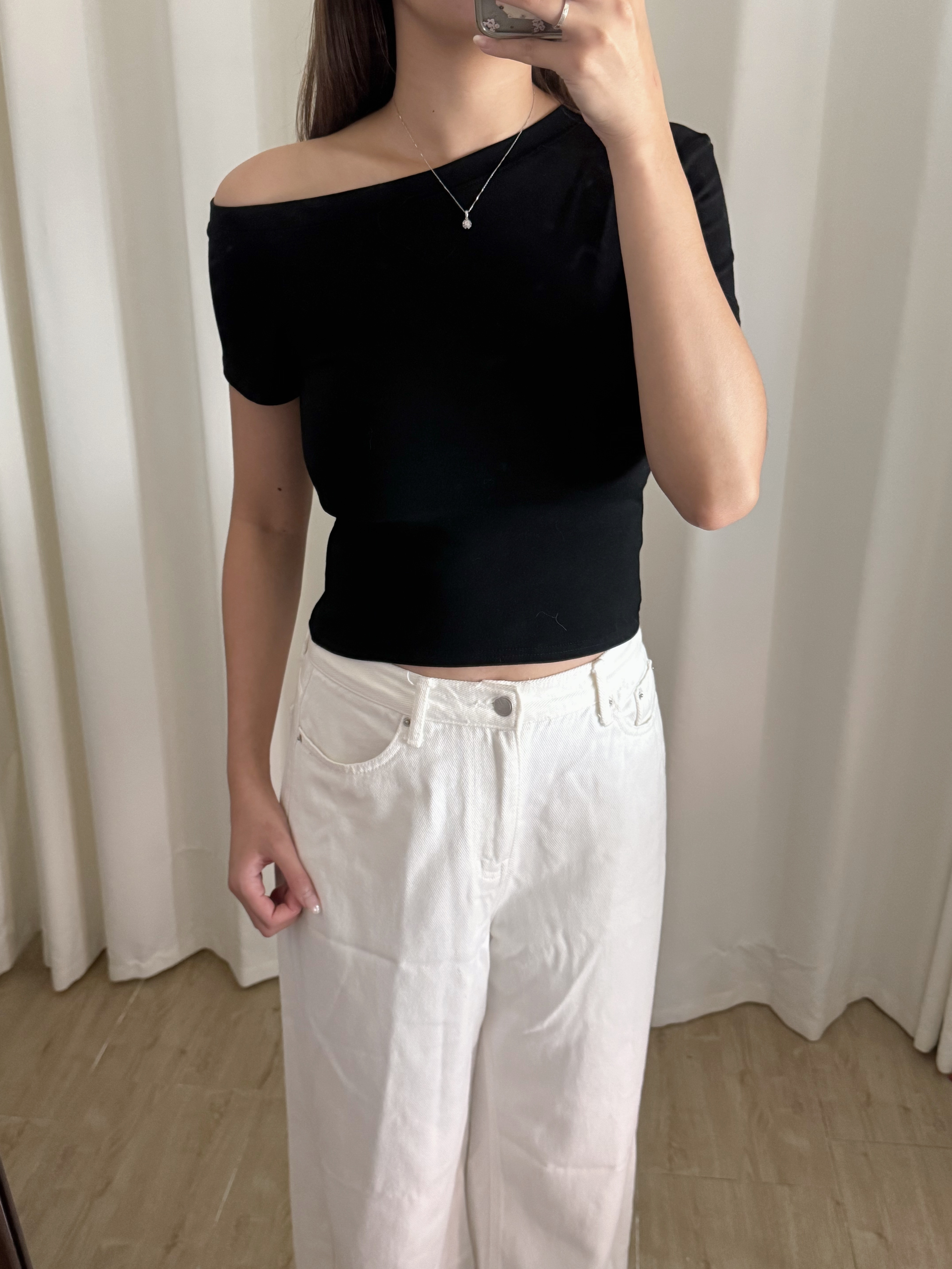 [basic tee]簡約淨色斜肩短袖上衣(三色入)