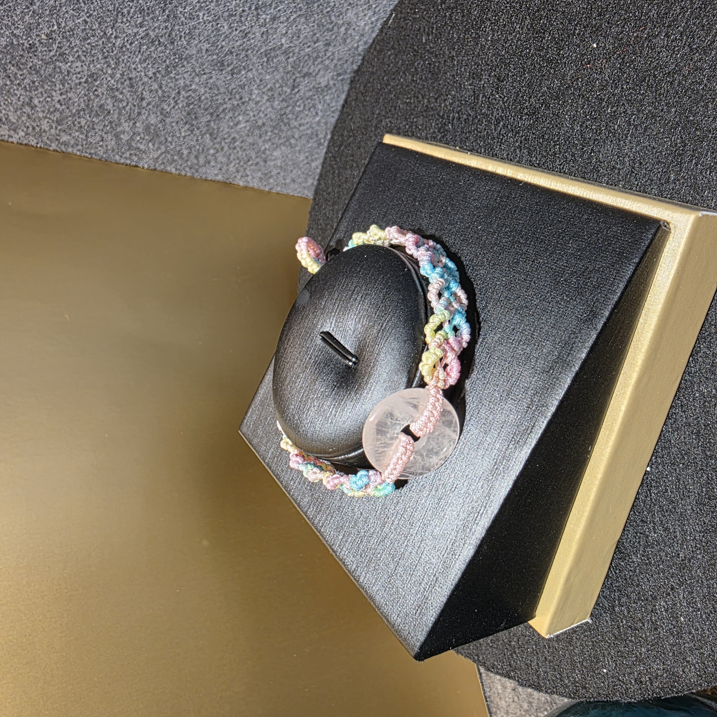 粉紅晶平安扣織繩手鏈