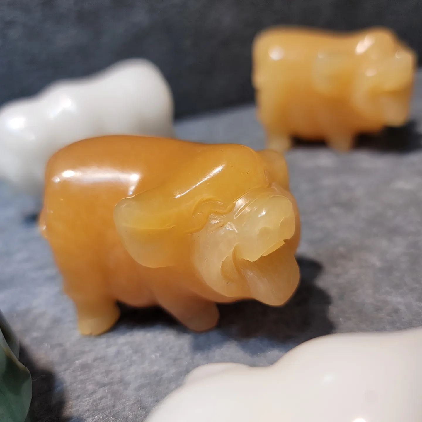 黃玉笑豬/綠東寧玉豬/白玉豬