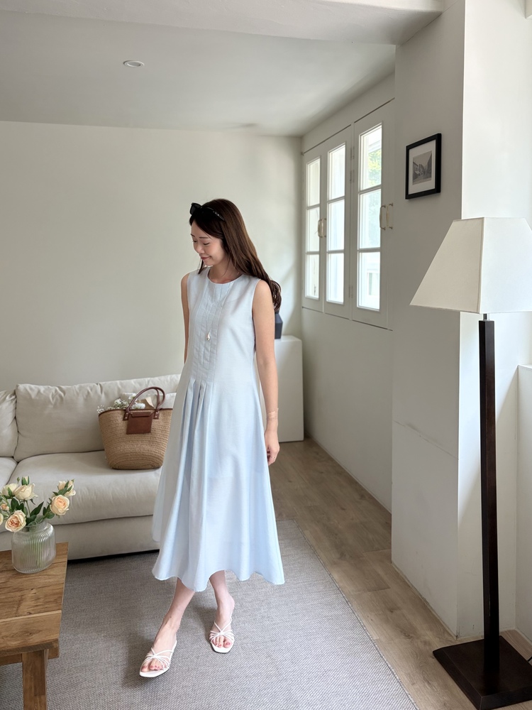 Linen Pintuck Dress (Blue)