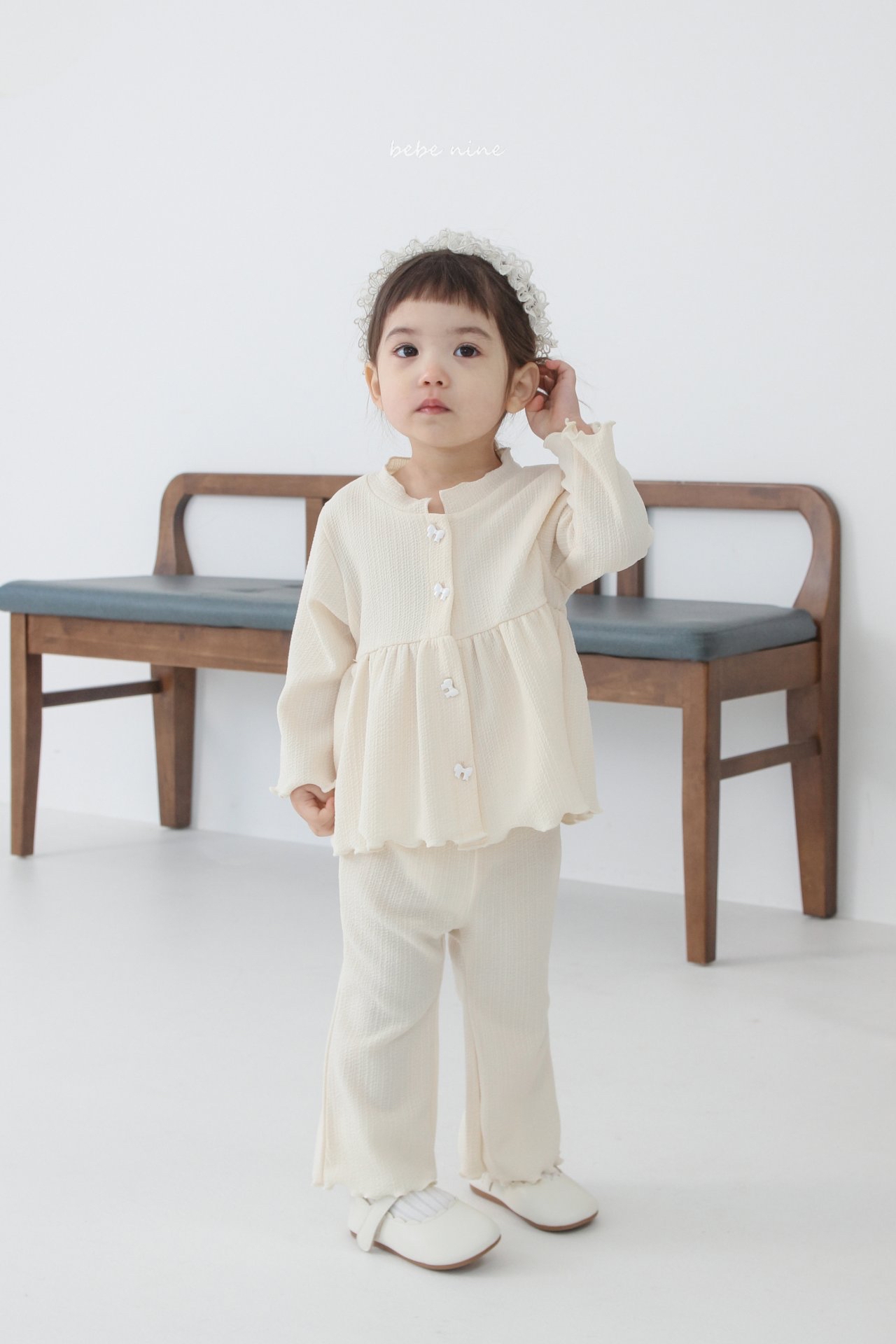 🌸預訂 韓國直送🌸🇰🇷Bebenine兩色絲帶鈕扣花邊長袖上下套裝