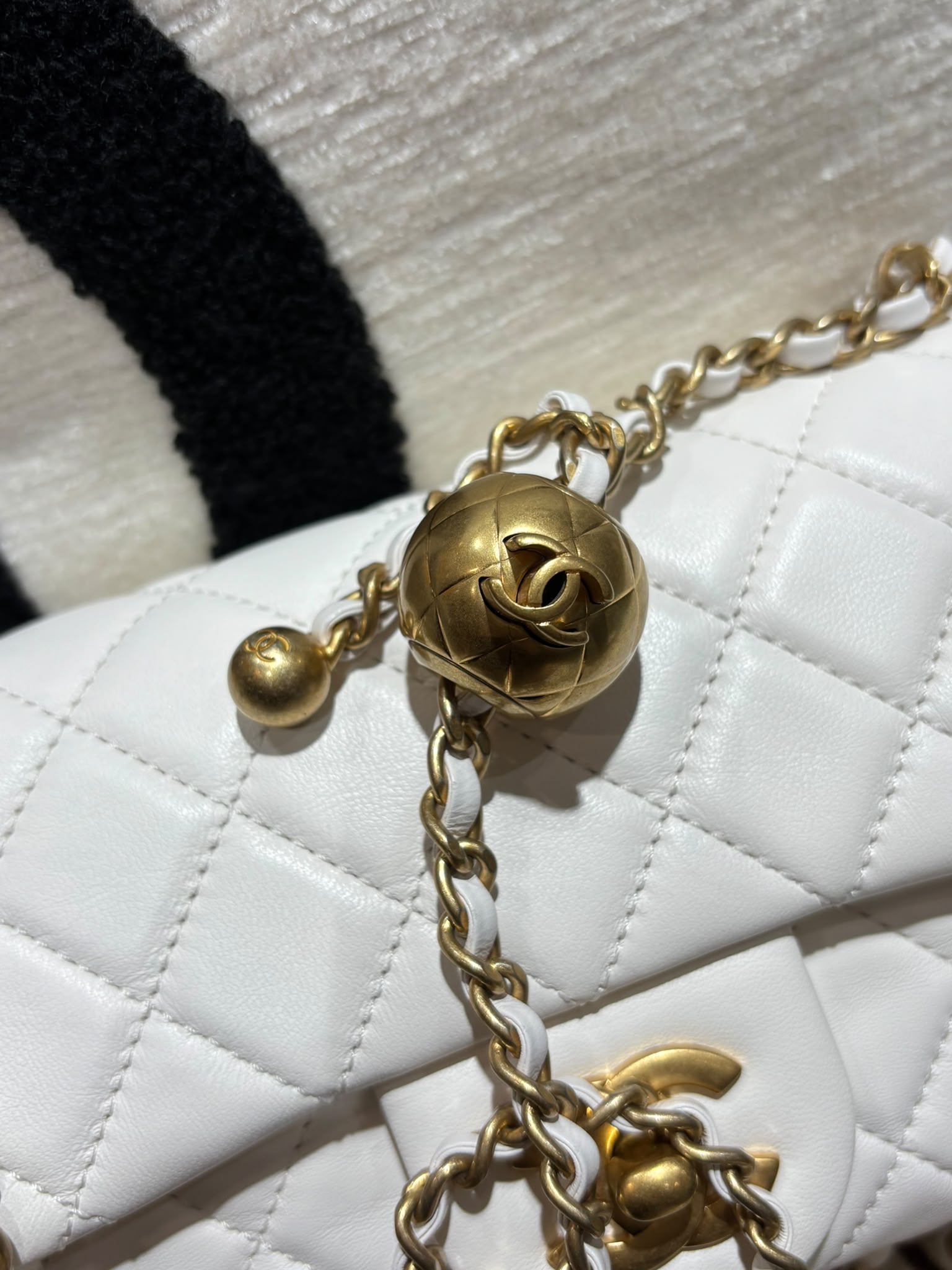 Chanel CF20 Mini Classic Flap Chain Shoulder Bag 調節金球 AS1787 100%Authentic, 98%New ✅晶片✅Dust bag✅Box