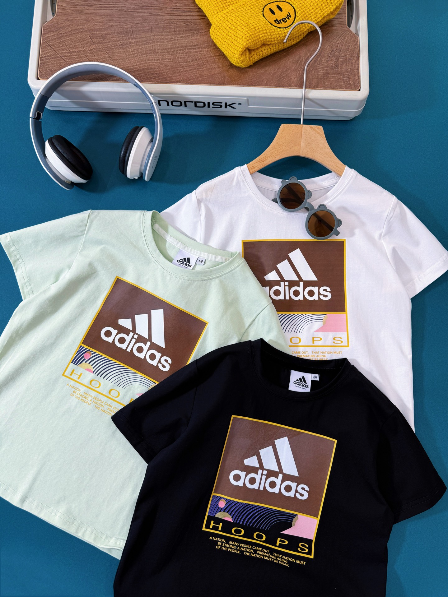 $98件。2件起$90件。🔥【夏日必入｜Adidas風中大童純棉Tee】🔥